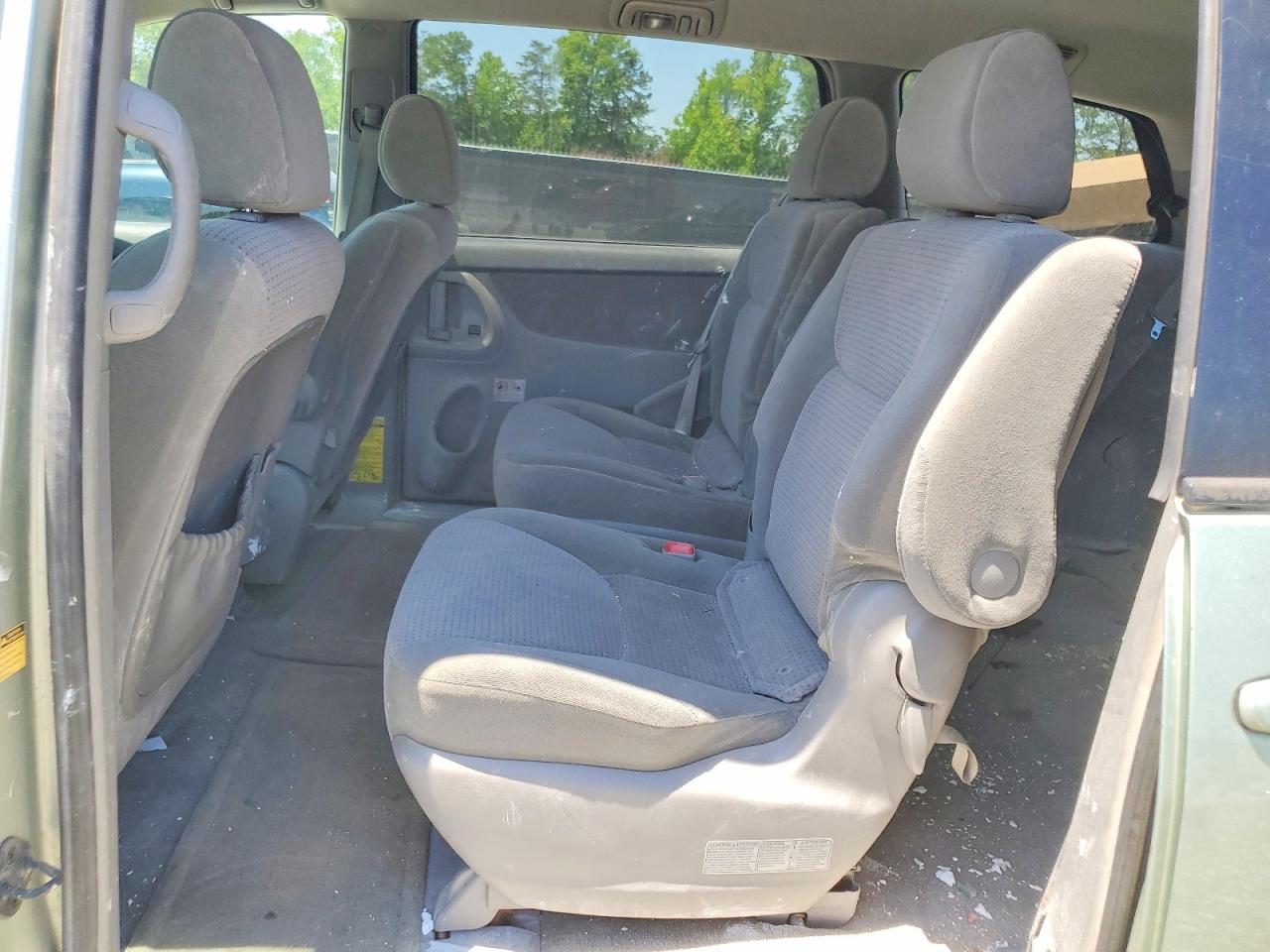 2006 Toyota Sienna Le 7 Passenger Green vin: 5TDZA23C76S413299