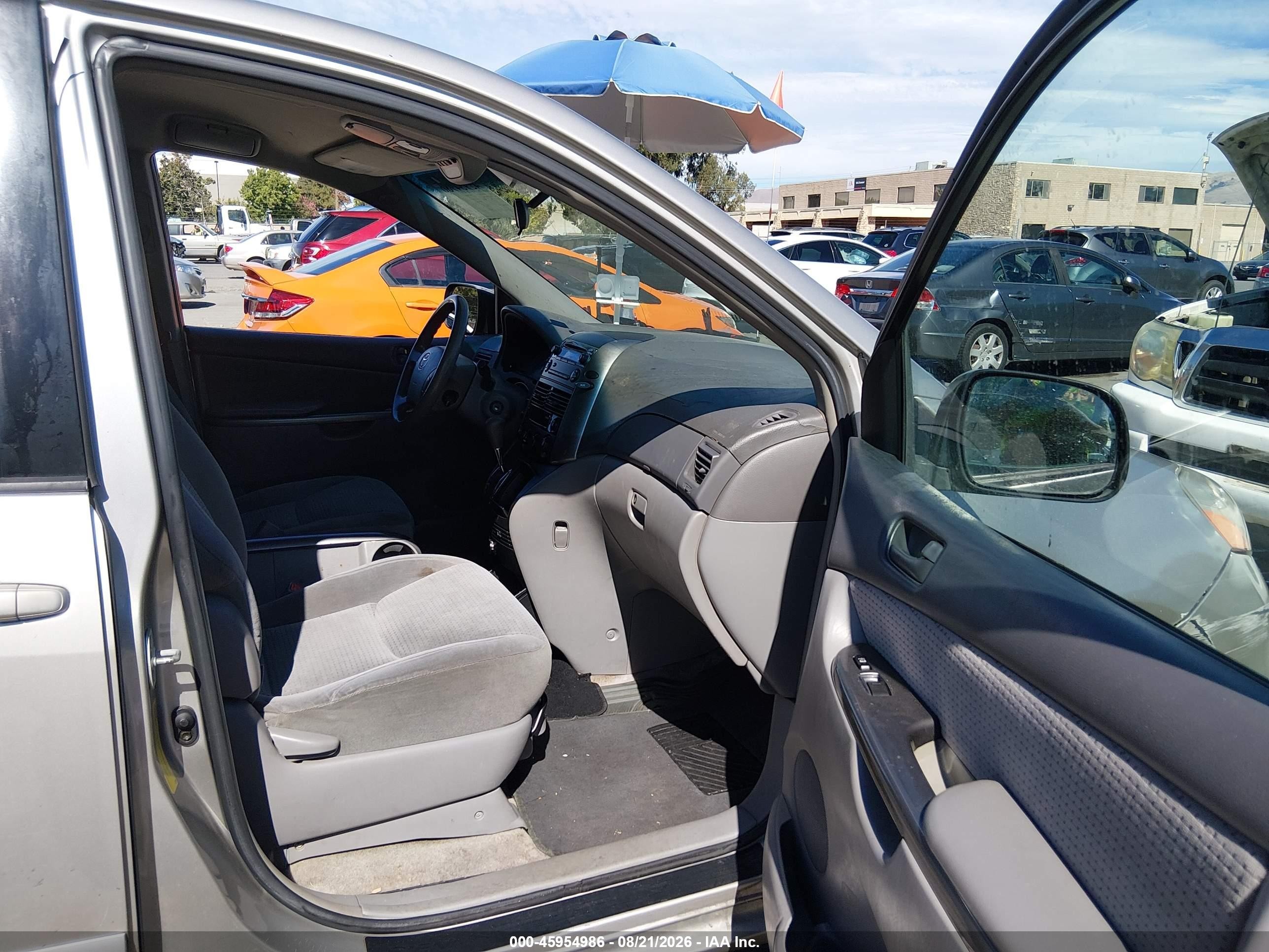 2006 Toyota Sienna Le Silver vin: 5TDZA23C76S419300