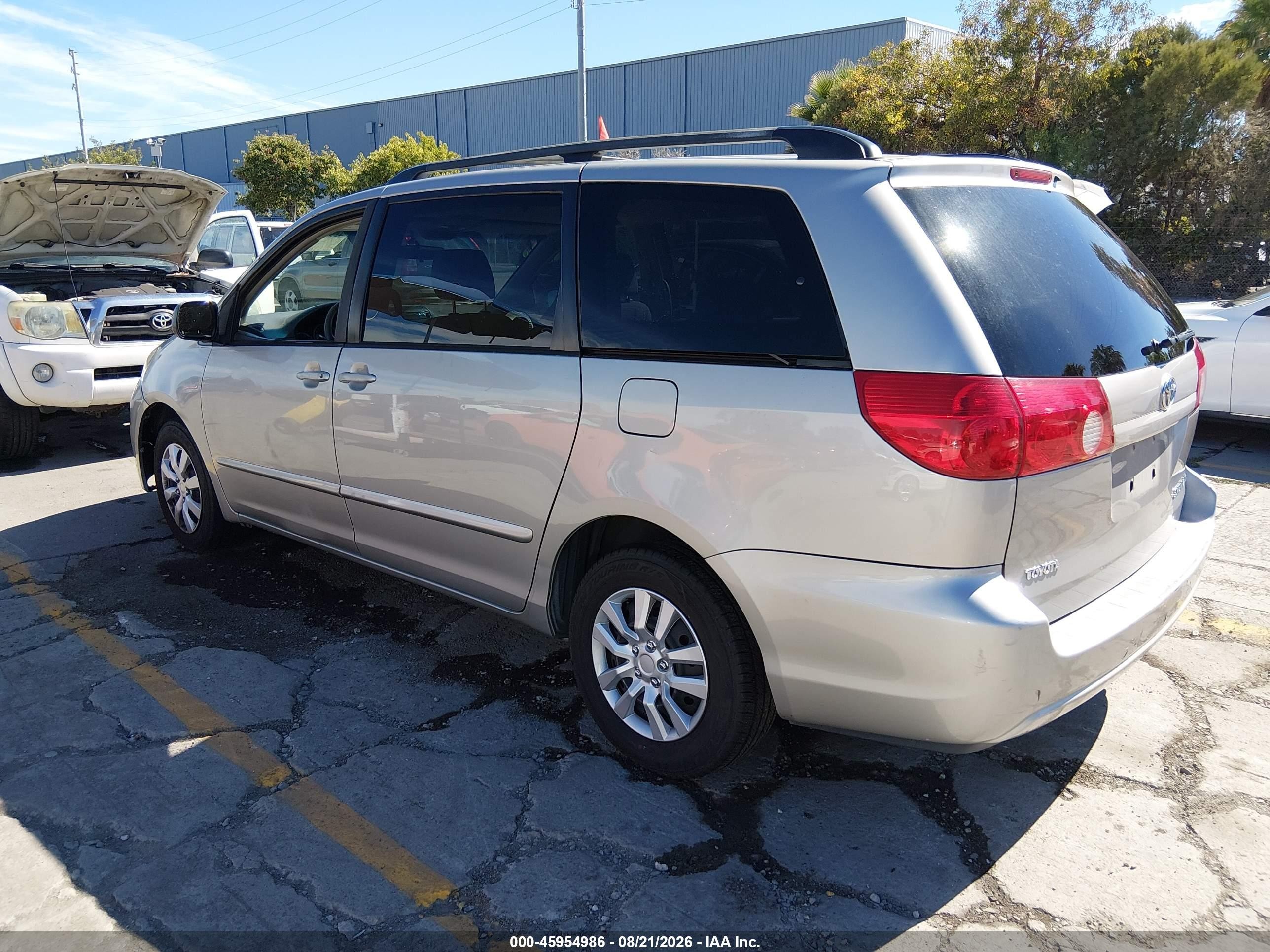 2006 Toyota Sienna Le Silver vin: 5TDZA23C76S419300