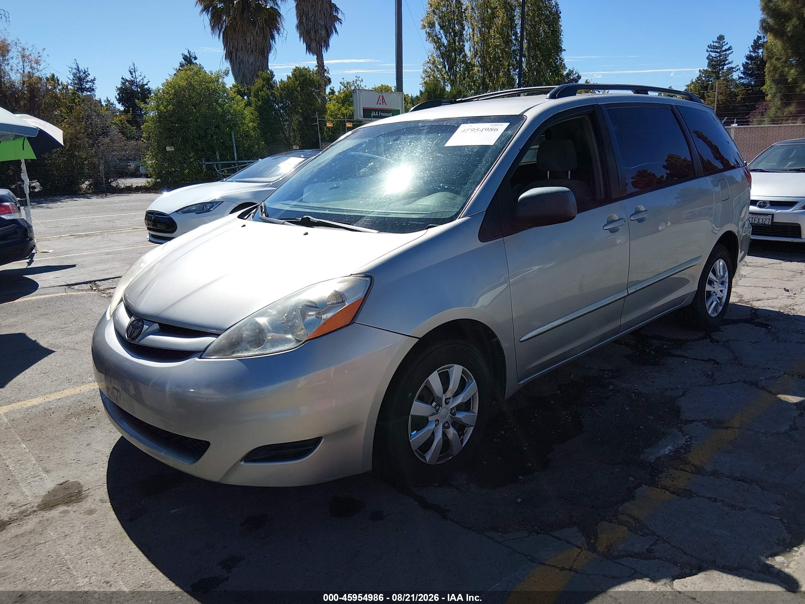 2006 Toyota Sienna Le Silver vin: 5TDZA23C76S419300