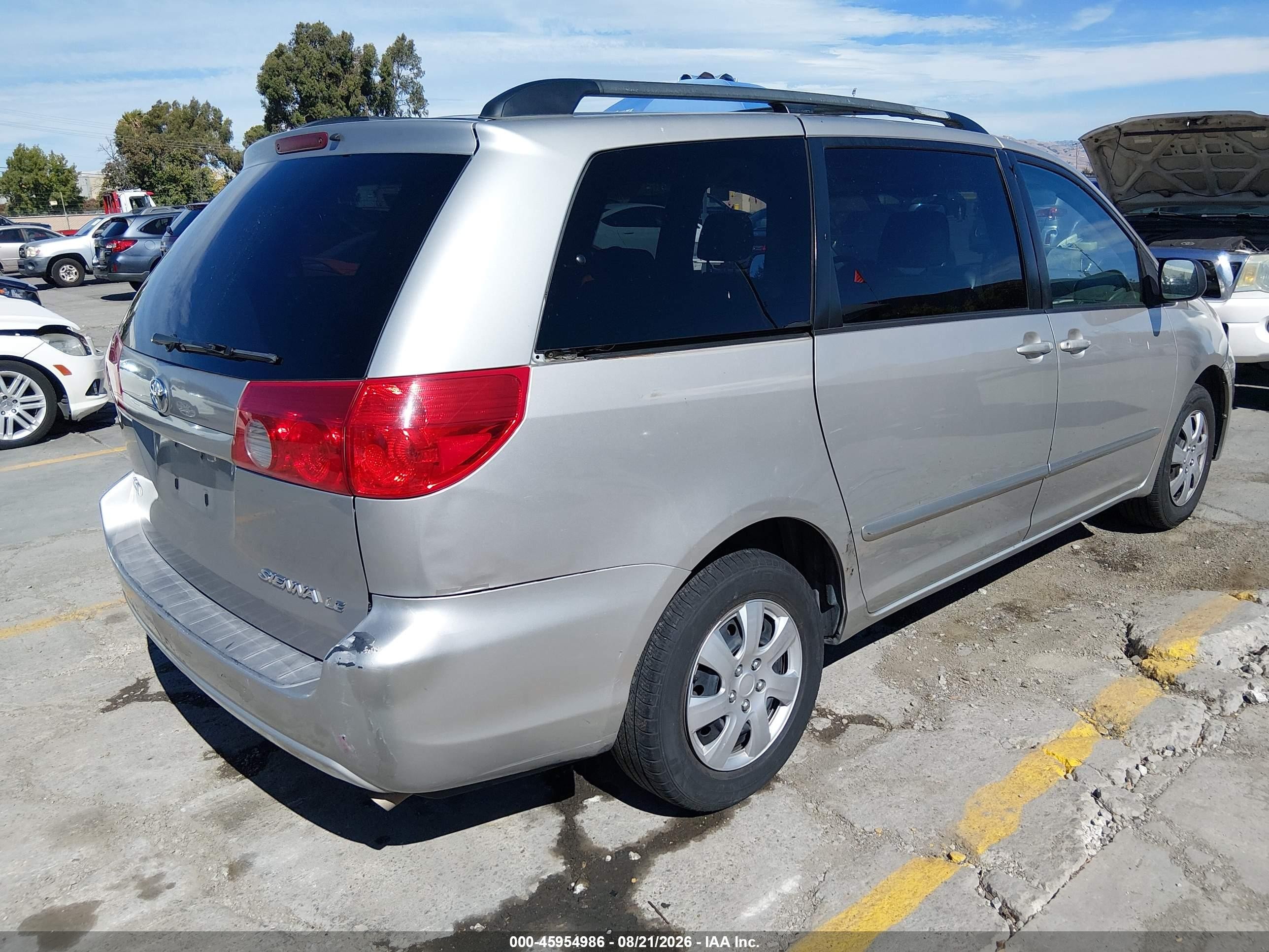 2006 Toyota Sienna Le Silver vin: 5TDZA23C76S419300