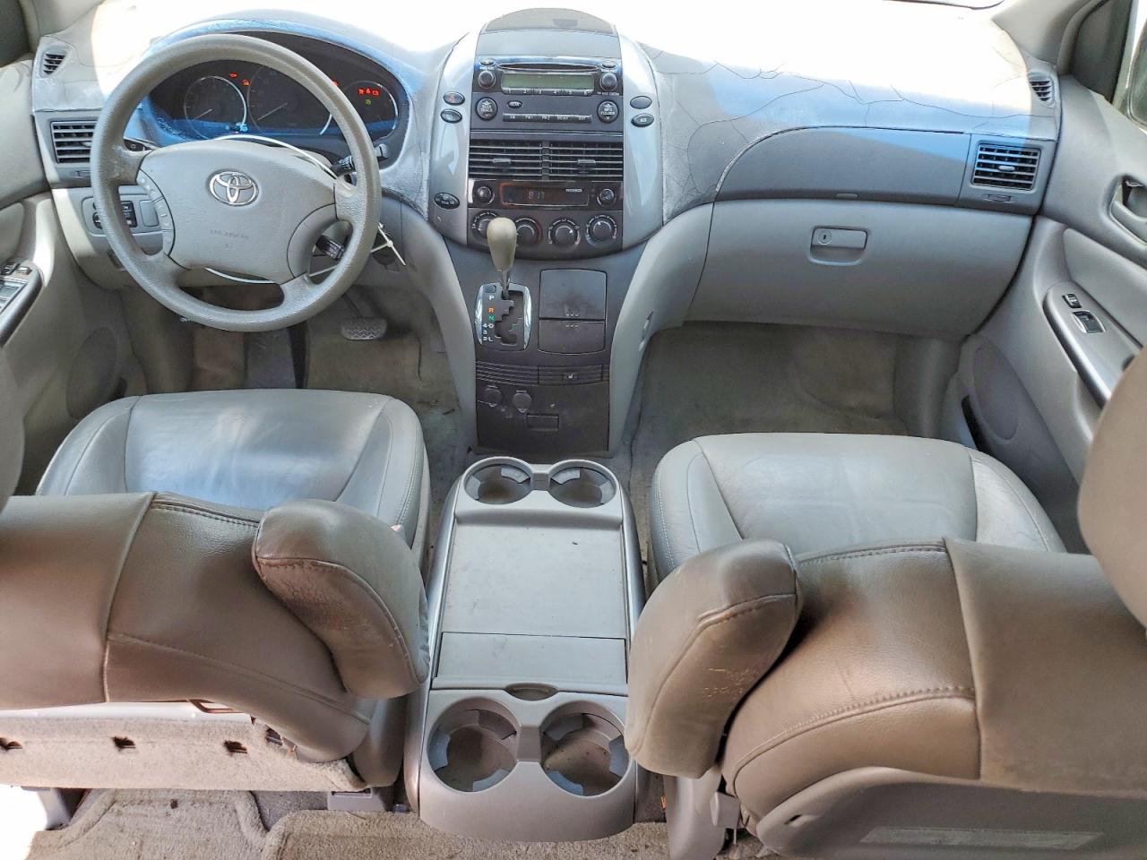 2006 Toyota Sienna Le 8 Passenger Blue vin: 5TDZA23C76S459523