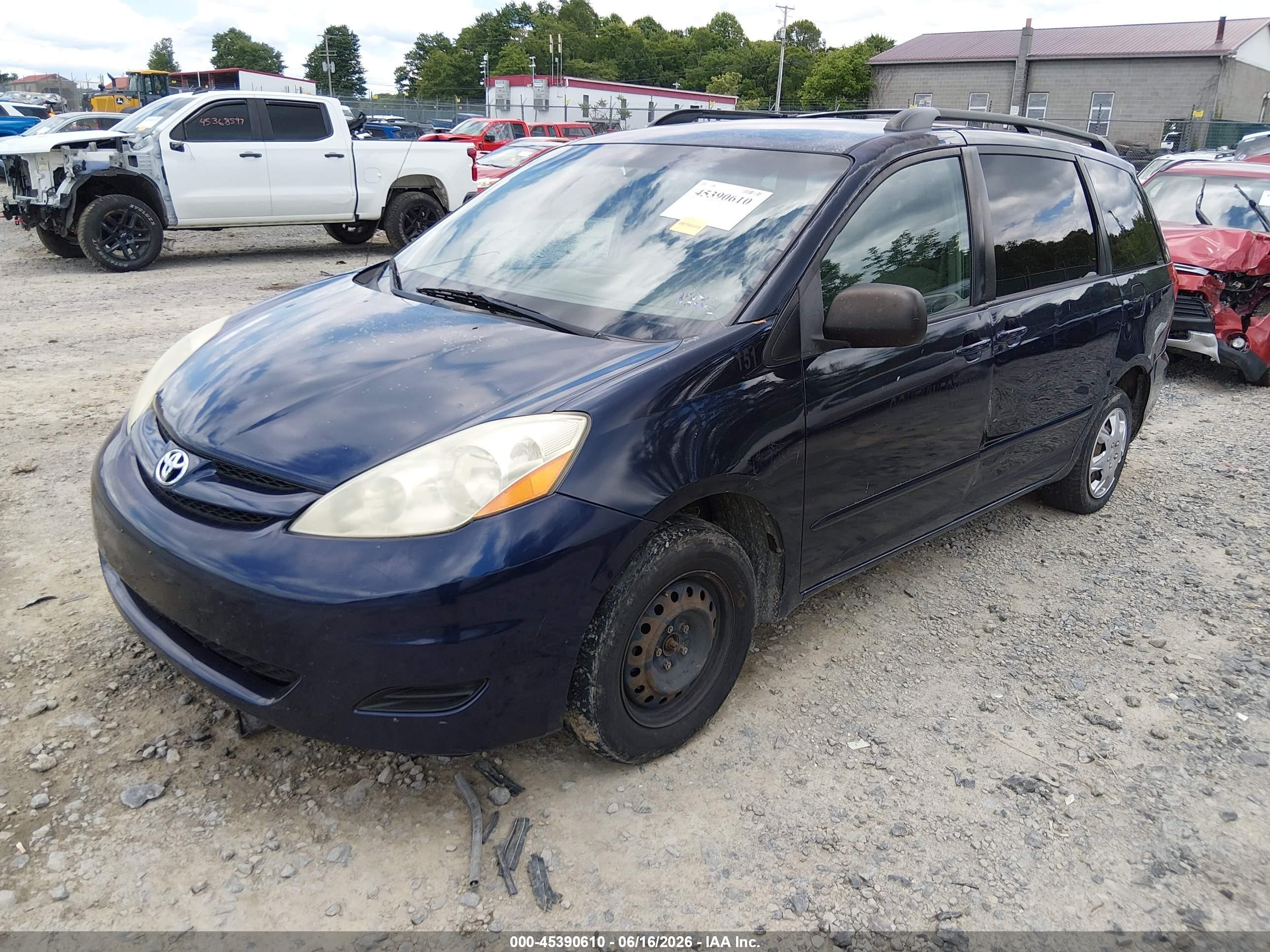 2006 Toyota Sienna Le Blue vin: 5TDZA23C76S468612