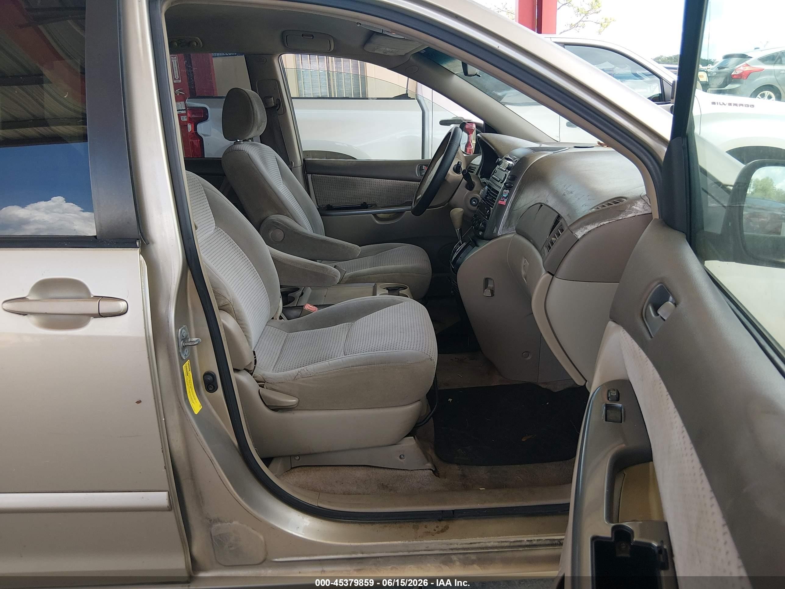 2006 Toyota Sienna Le Champagne vin: 5TDZA23C76S472420