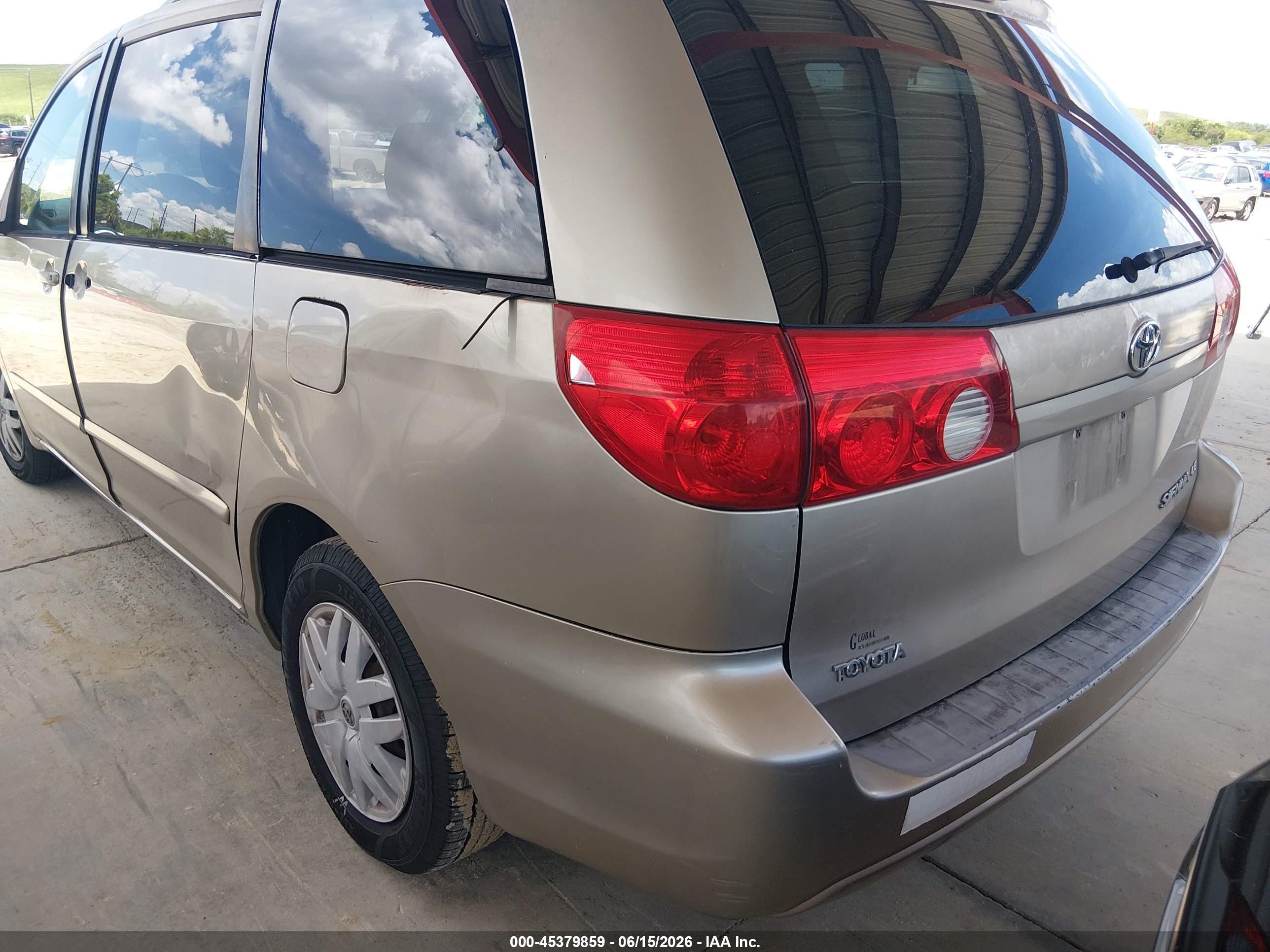 2006 Toyota Sienna Le Champagne vin: 5TDZA23C76S472420