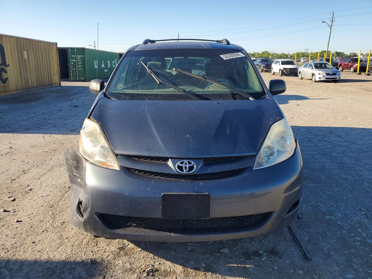 2006 Toyota Sienna Le 8 Passenger Gray vin: 5TDZA23C76S482297