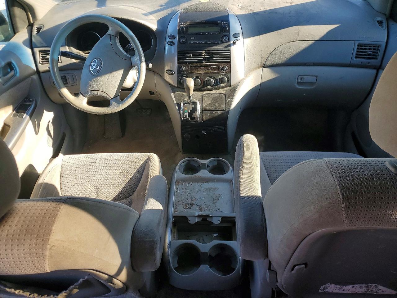 2006 Toyota Sienna Le 8 Passenger Gray vin: 5TDZA23C76S482297