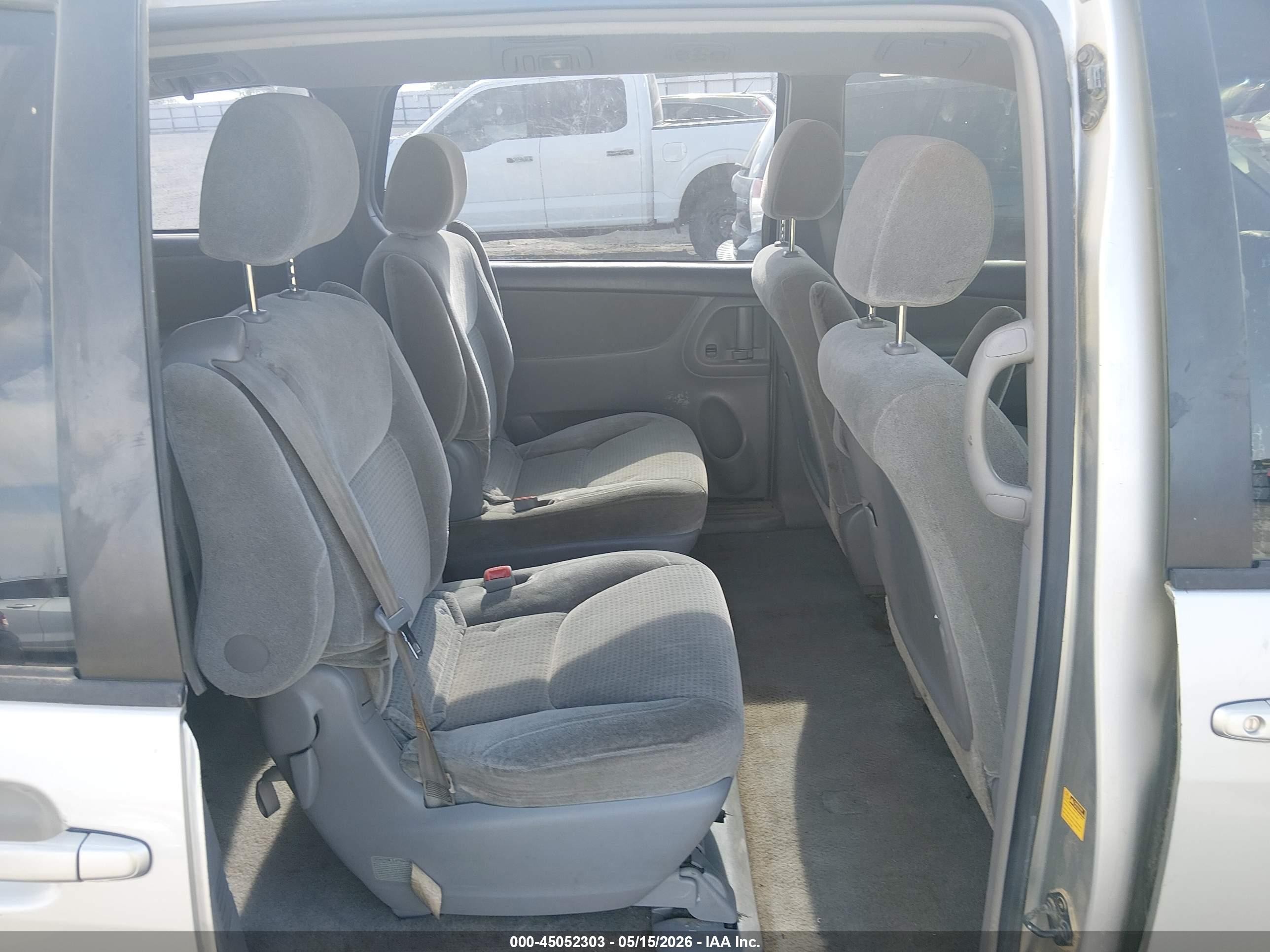 2006 Toyota Sienna Ce Silver vin: 5TDZA23C76S524757
