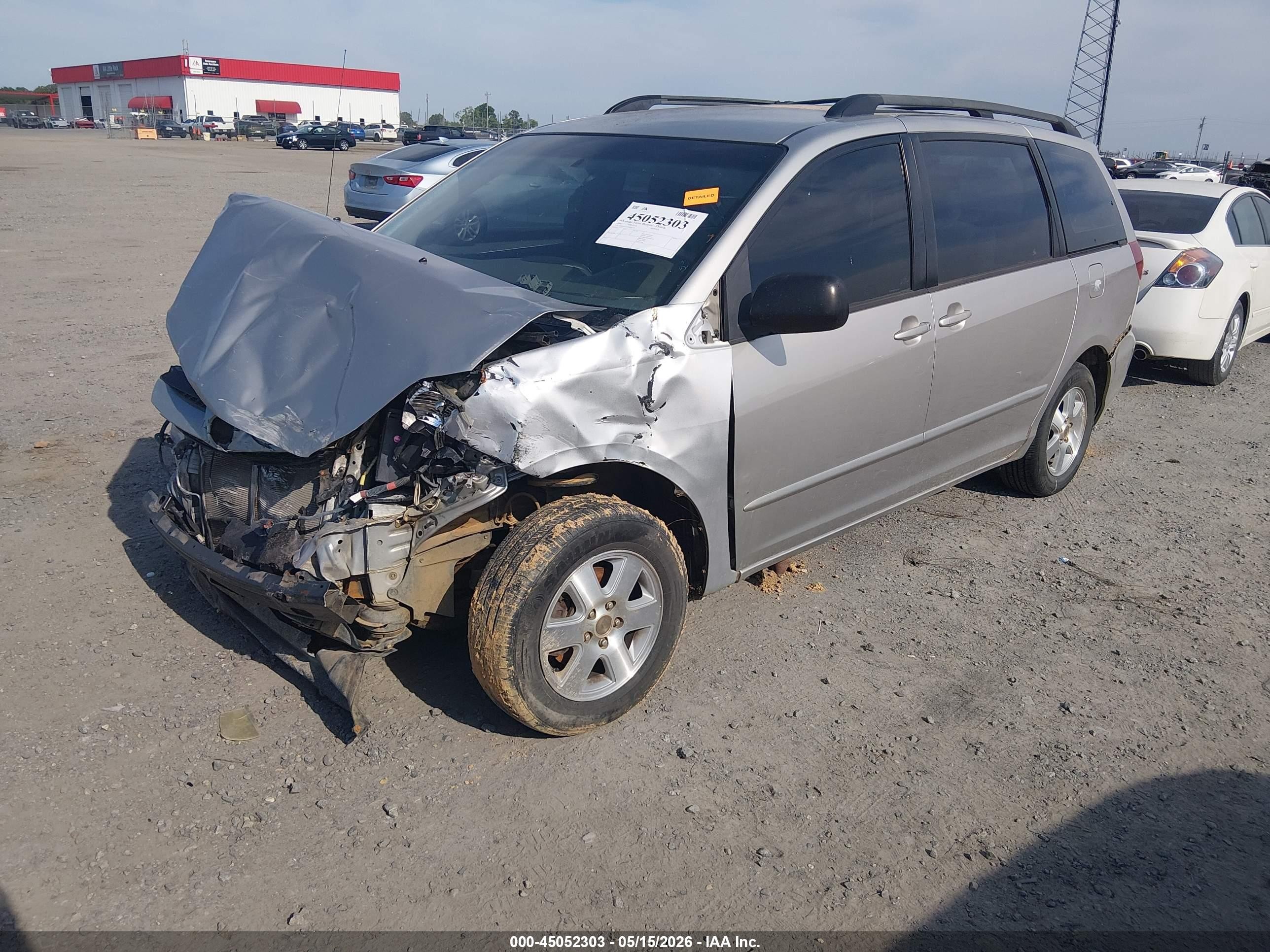 2006 Toyota Sienna Ce Silver vin: 5TDZA23C76S524757