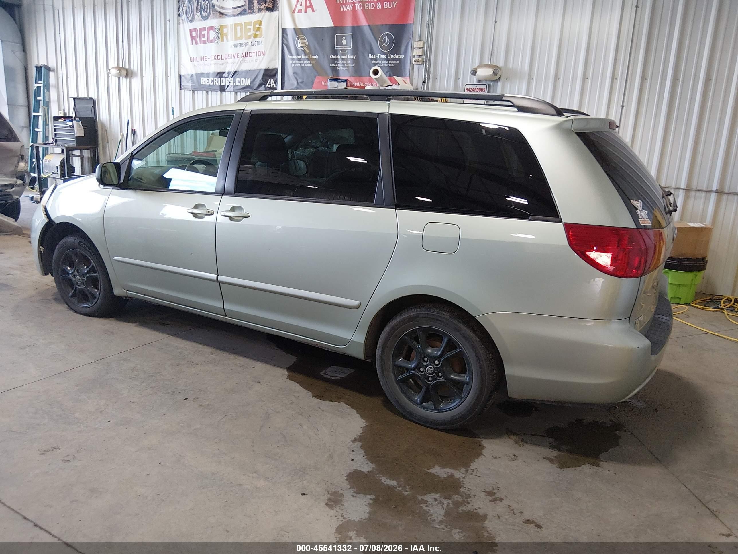 2006 Toyota Sienna Le Green vin: 5TDZA23C76S530848