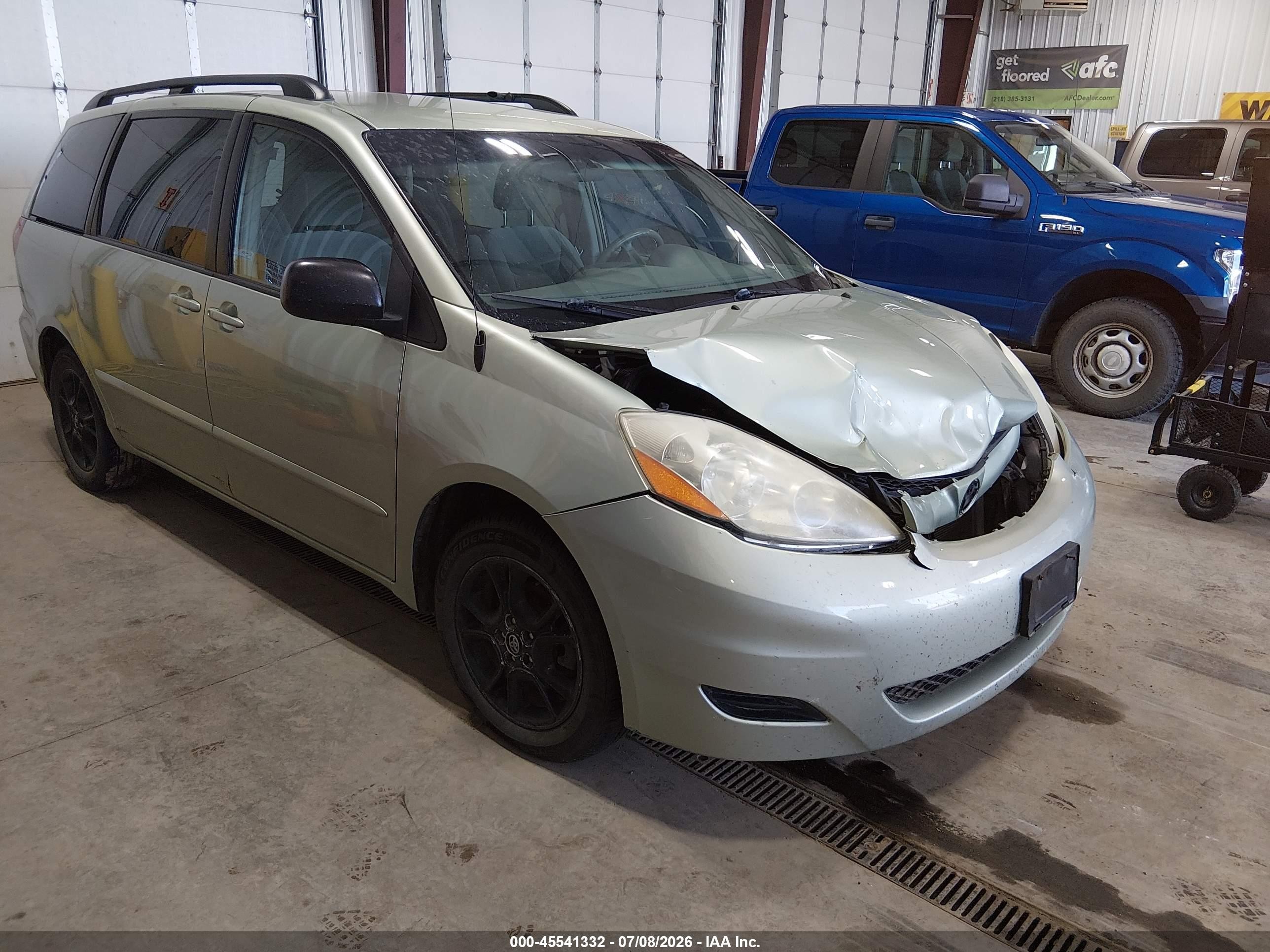 2006 Toyota Sienna Le Green vin: 5TDZA23C76S530848