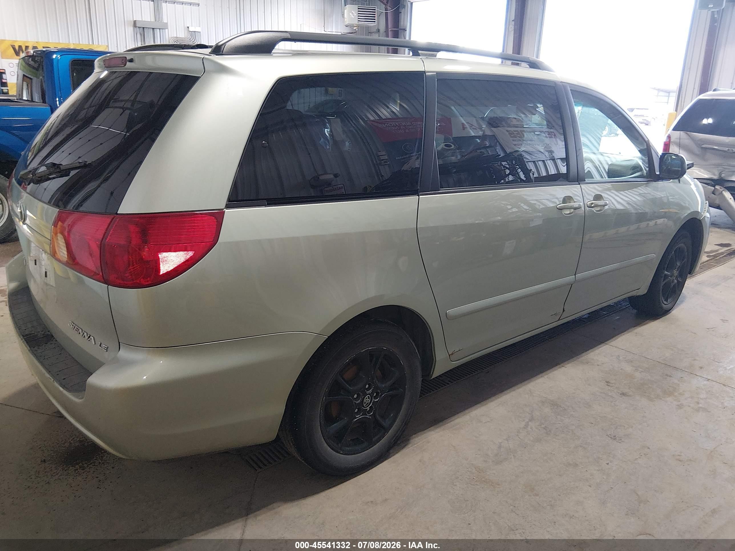 2006 Toyota Sienna Le Green vin: 5TDZA23C76S530848