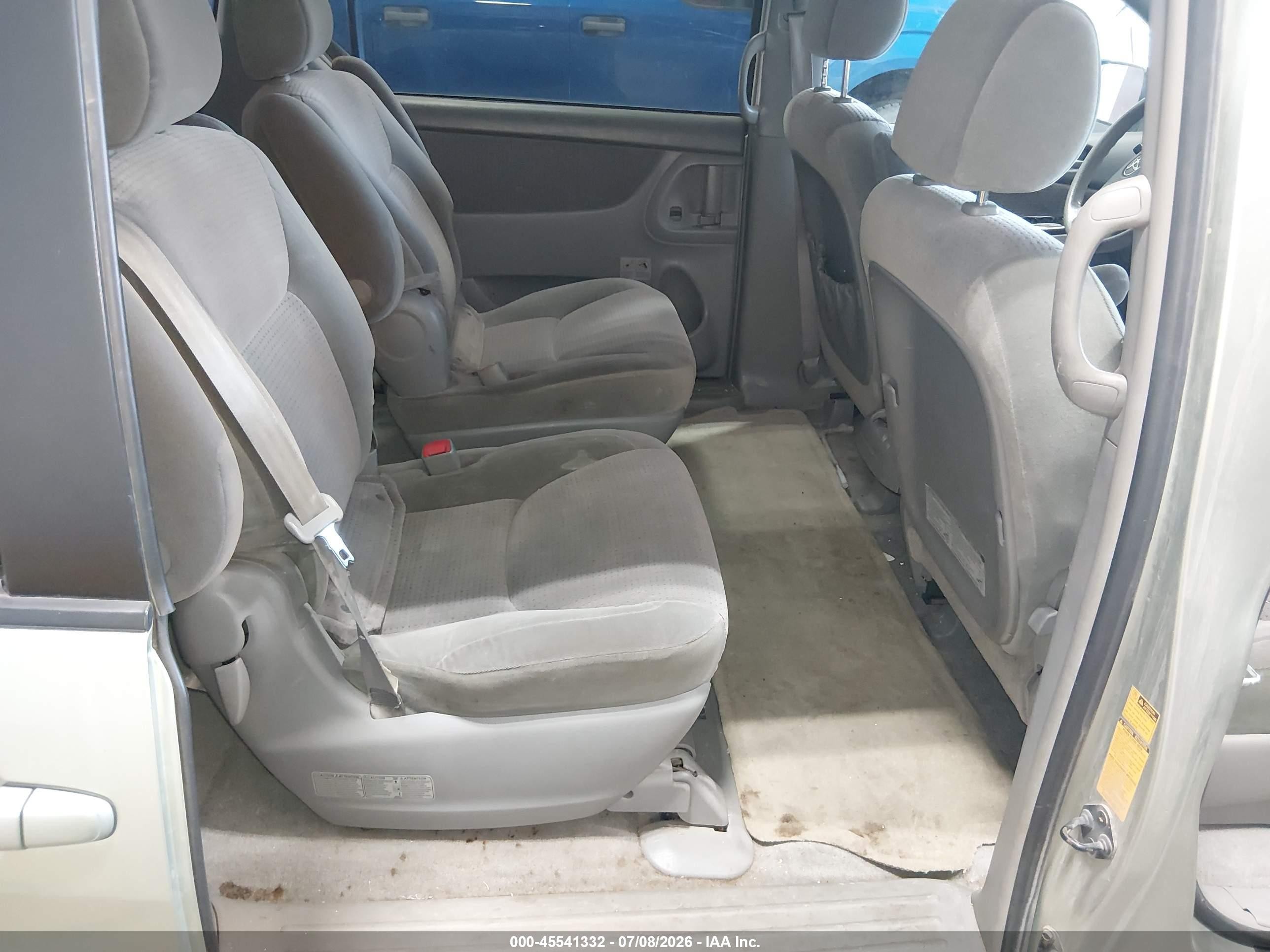 2006 Toyota Sienna Le Green vin: 5TDZA23C76S530848