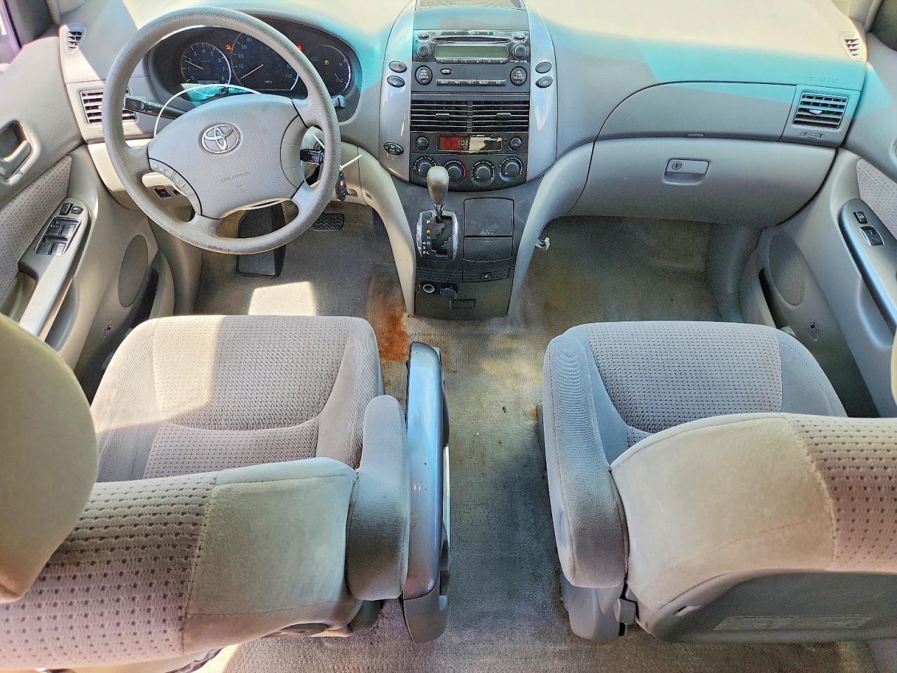 2006 Toyota Sienna Le Green vin: 5TDZA23C76S535550