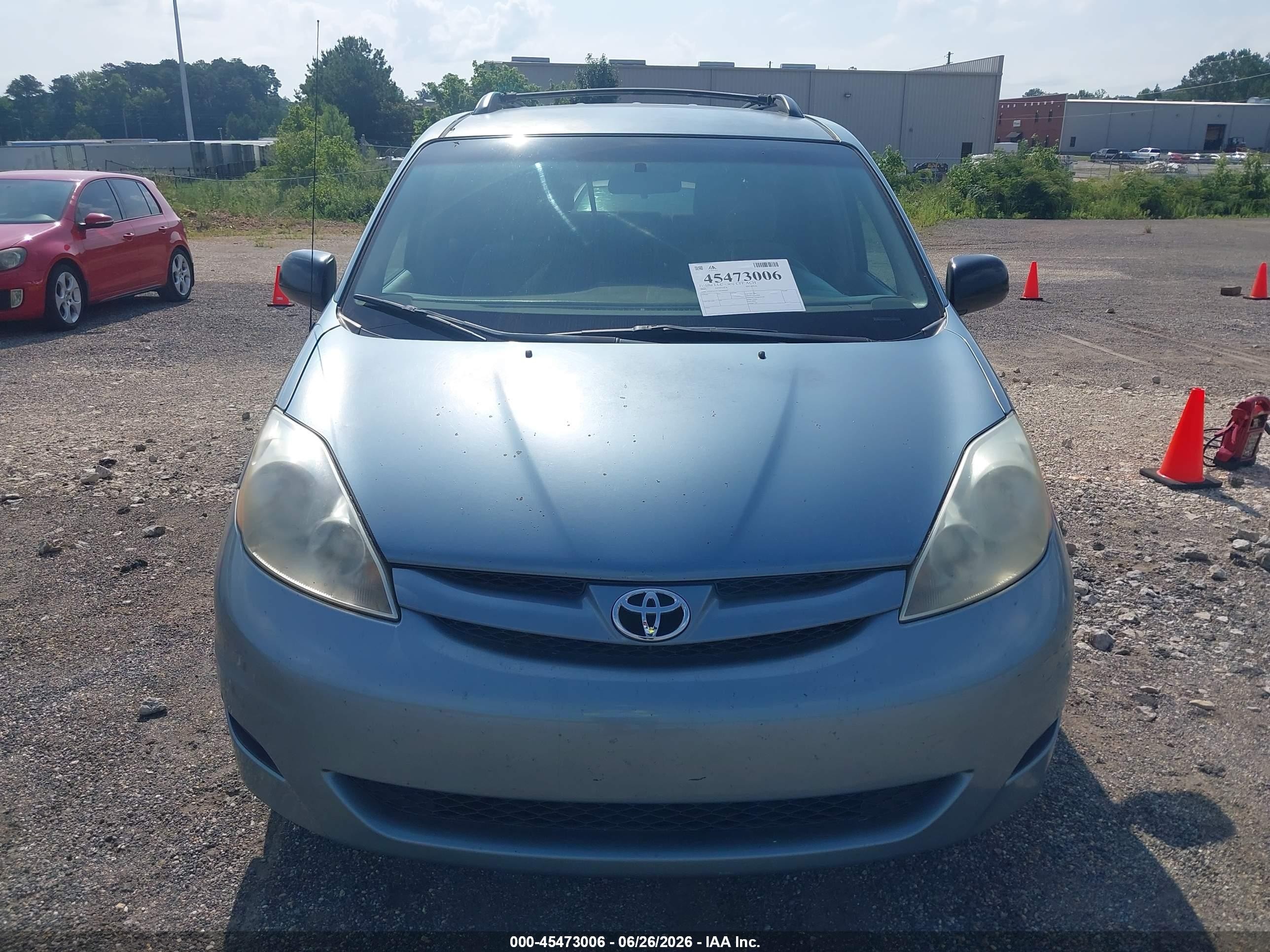 2006 Toyota Sienna Le Light Blue vin: 5TDZA23C76S540697