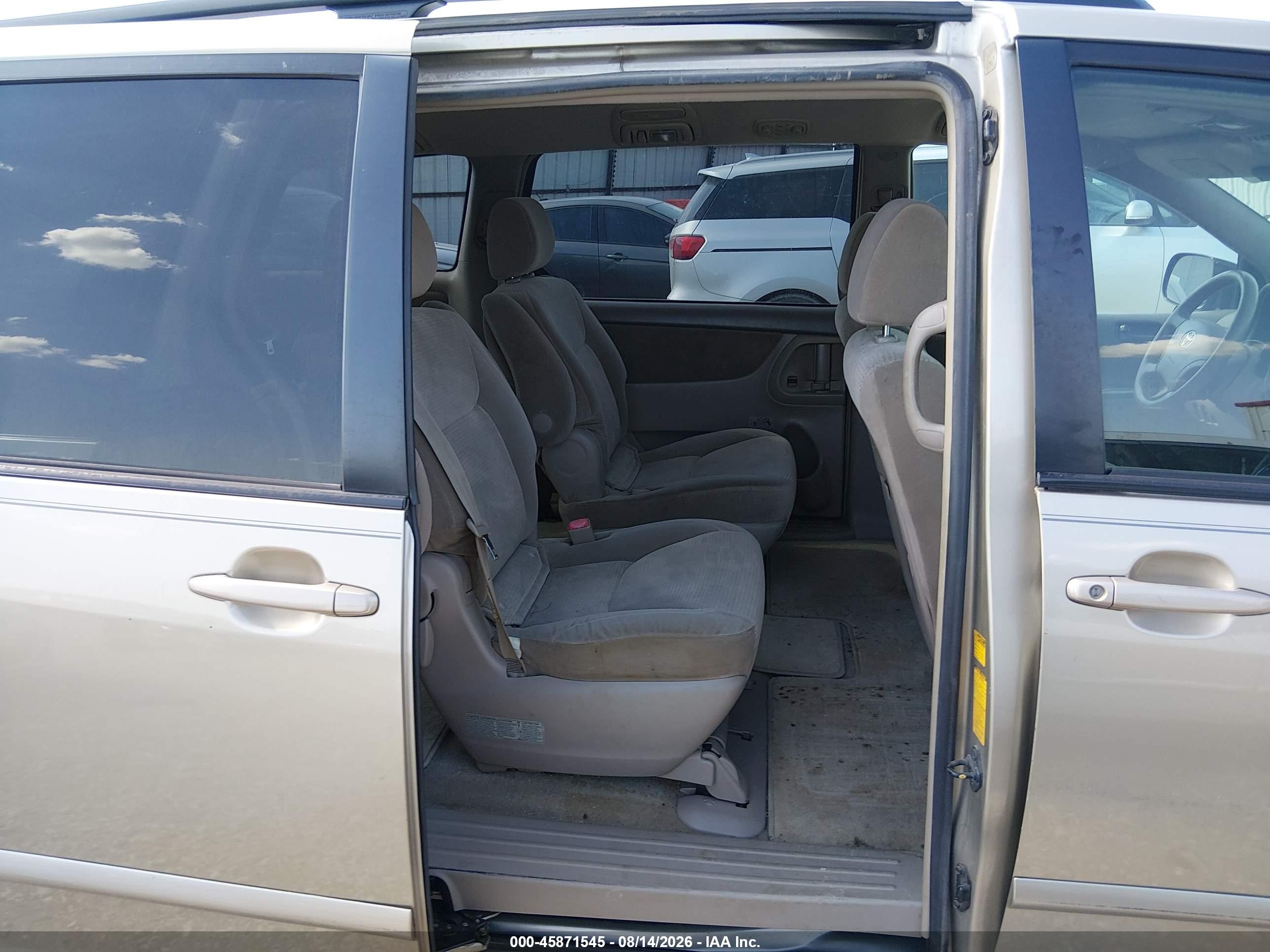 2006 Toyota Sienna Le Tan vin: 5TDZA23C76S544135