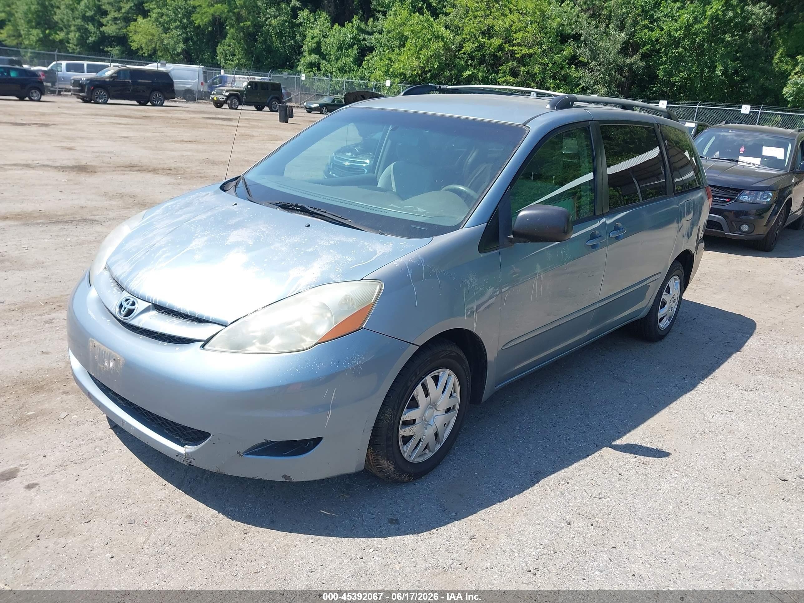 2006 Toyota Sienna Le Light Blue vin: 5TDZA23C76S547701
