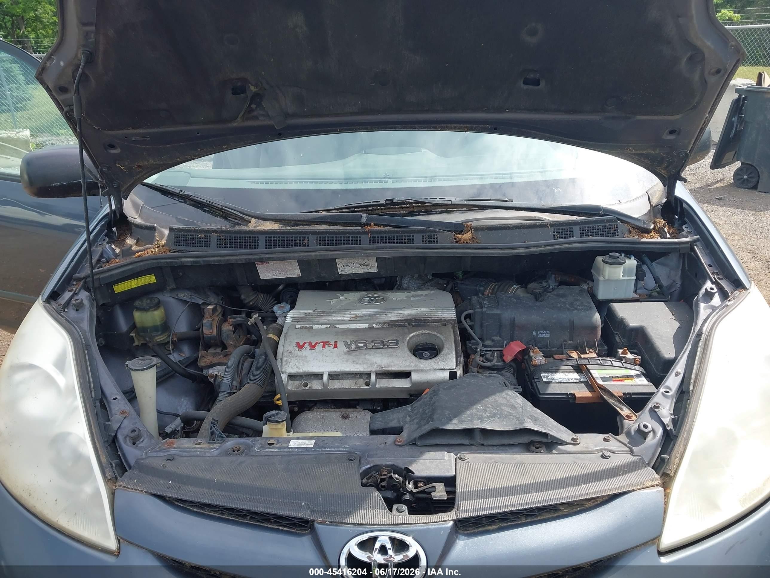 2006 Toyota Sienna Le Gray vin: 5TDZA23C76S564949