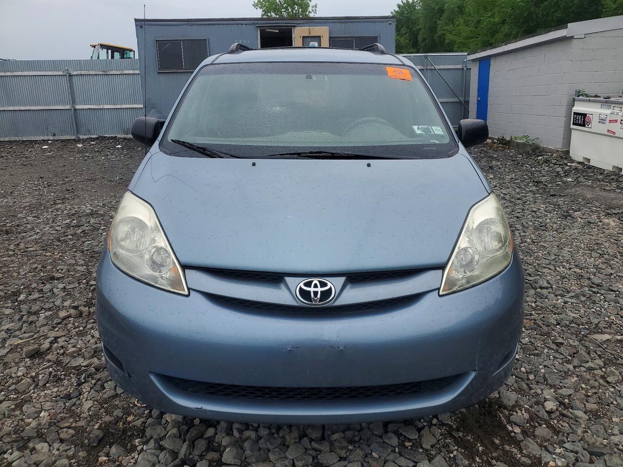 2006 Toyota Sienna Le 8 Passenger Blue vin: 5TDZA23C76S566829