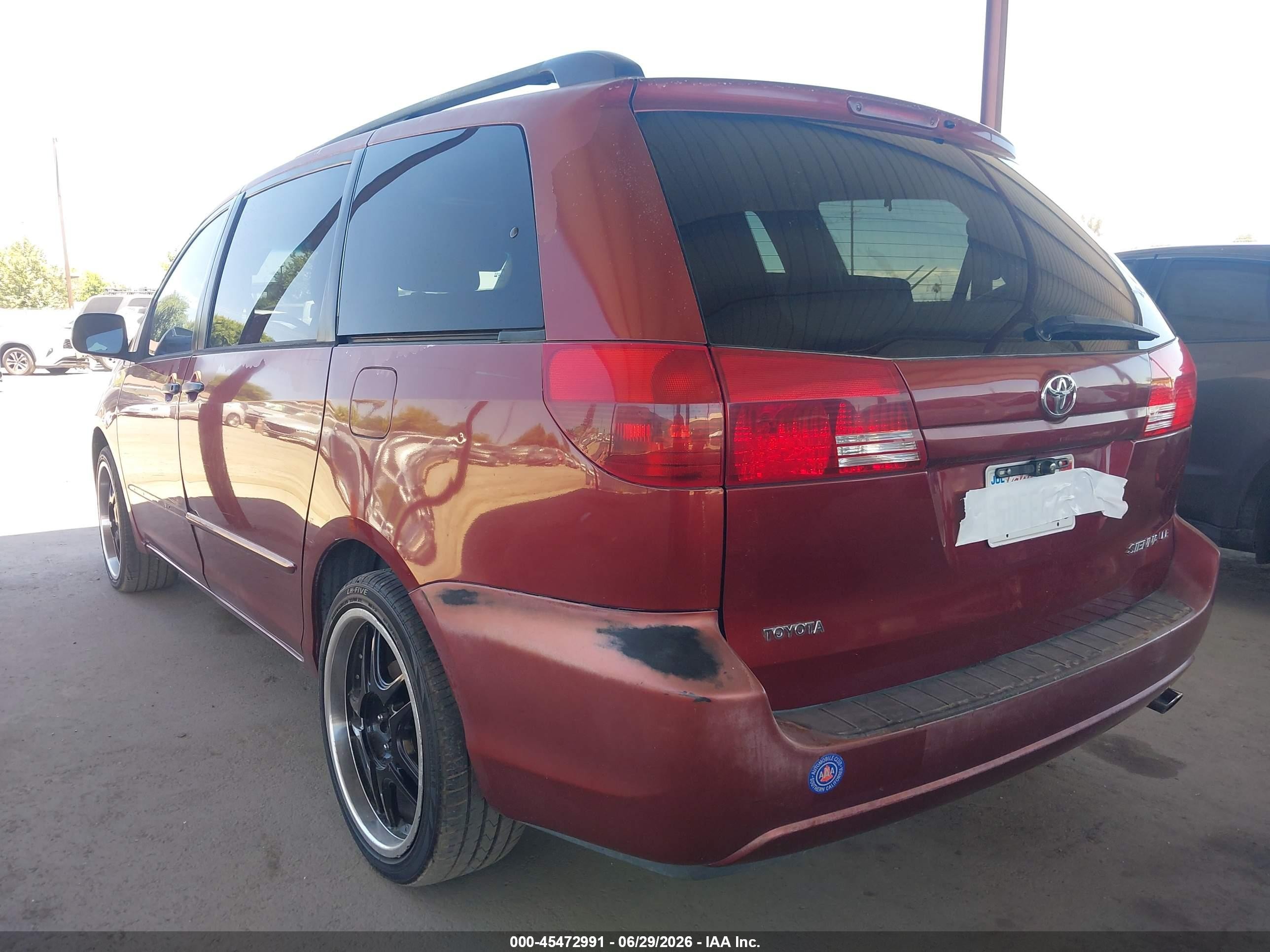 2004 Toyota Sienna Le Бордовый vin: 5TDZA23C84S034356