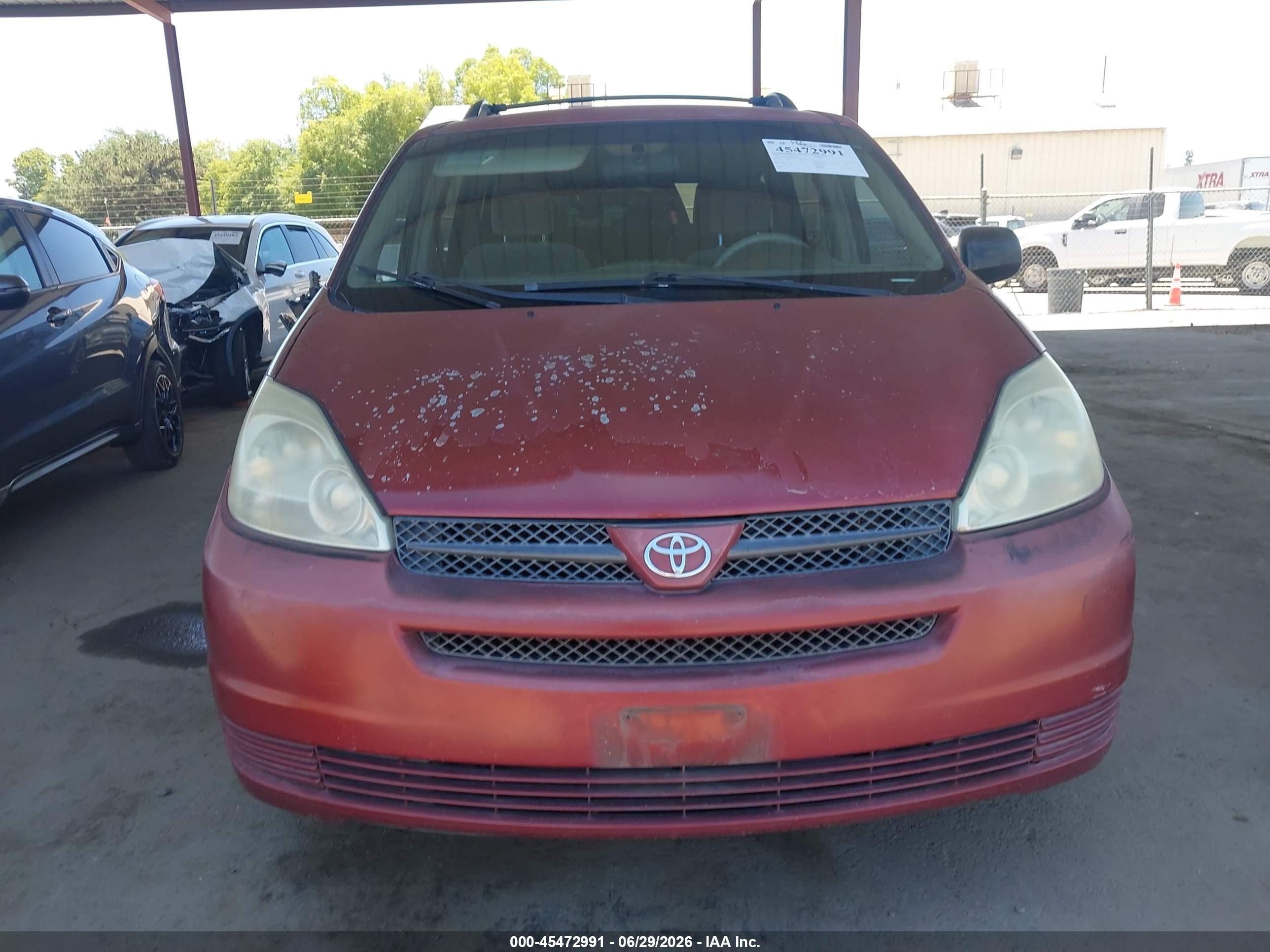 2004 Toyota Sienna Le Бордовый vin: 5TDZA23C84S034356