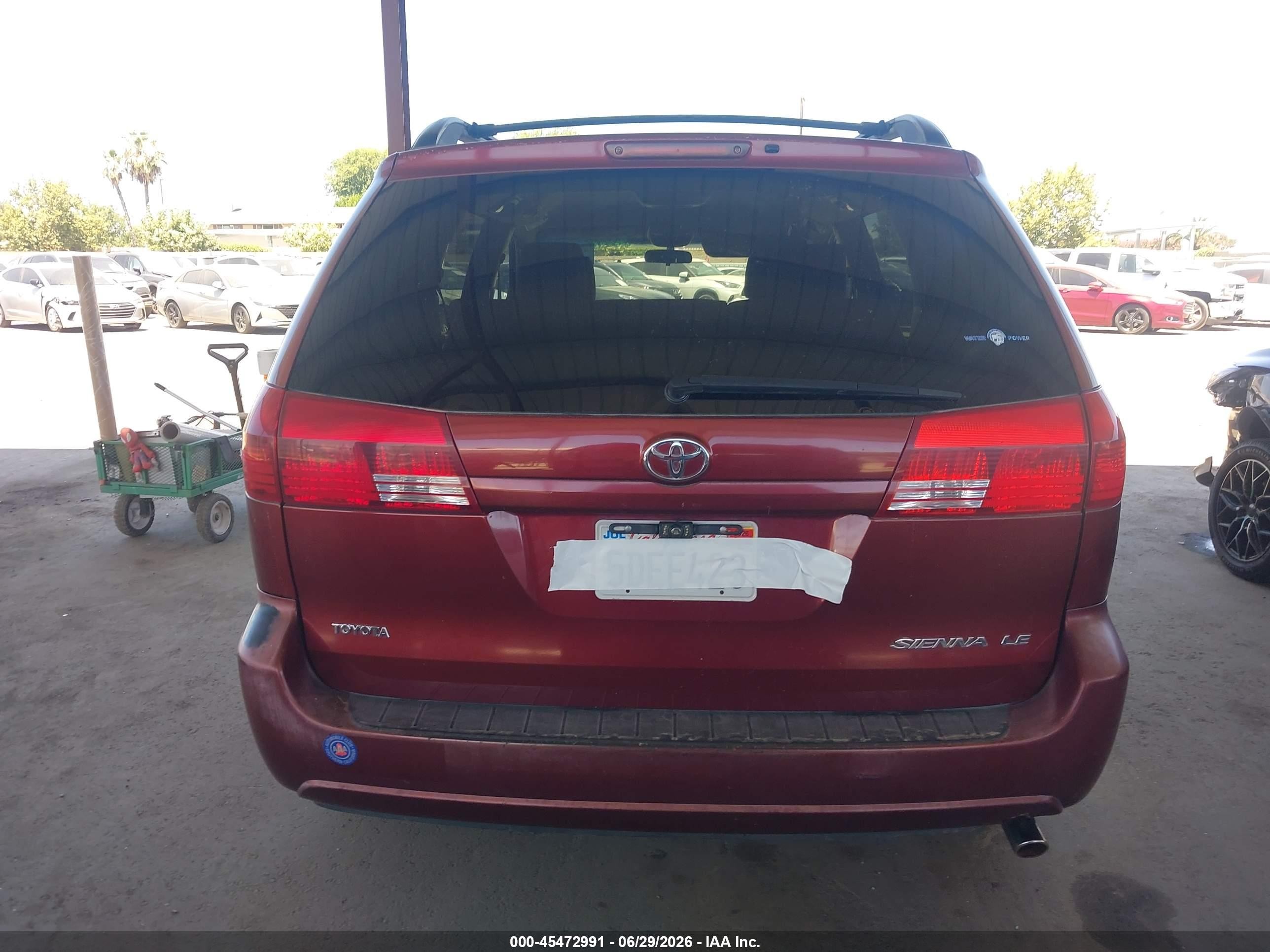 2004 Toyota Sienna Le Бордовый vin: 5TDZA23C84S034356