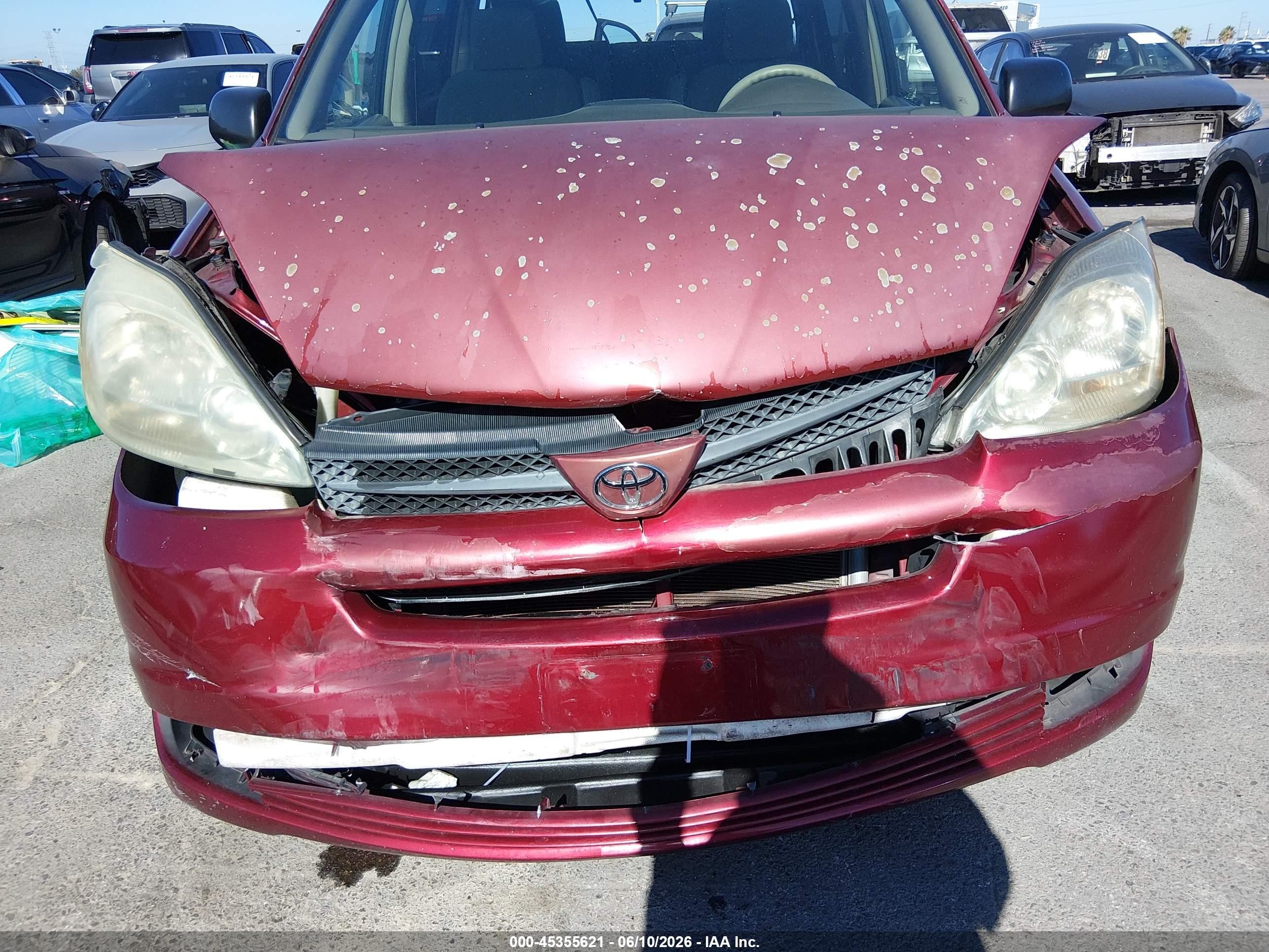 2004 Toyota Sienna Le Burgundy vin: 5TDZA23C84S197654