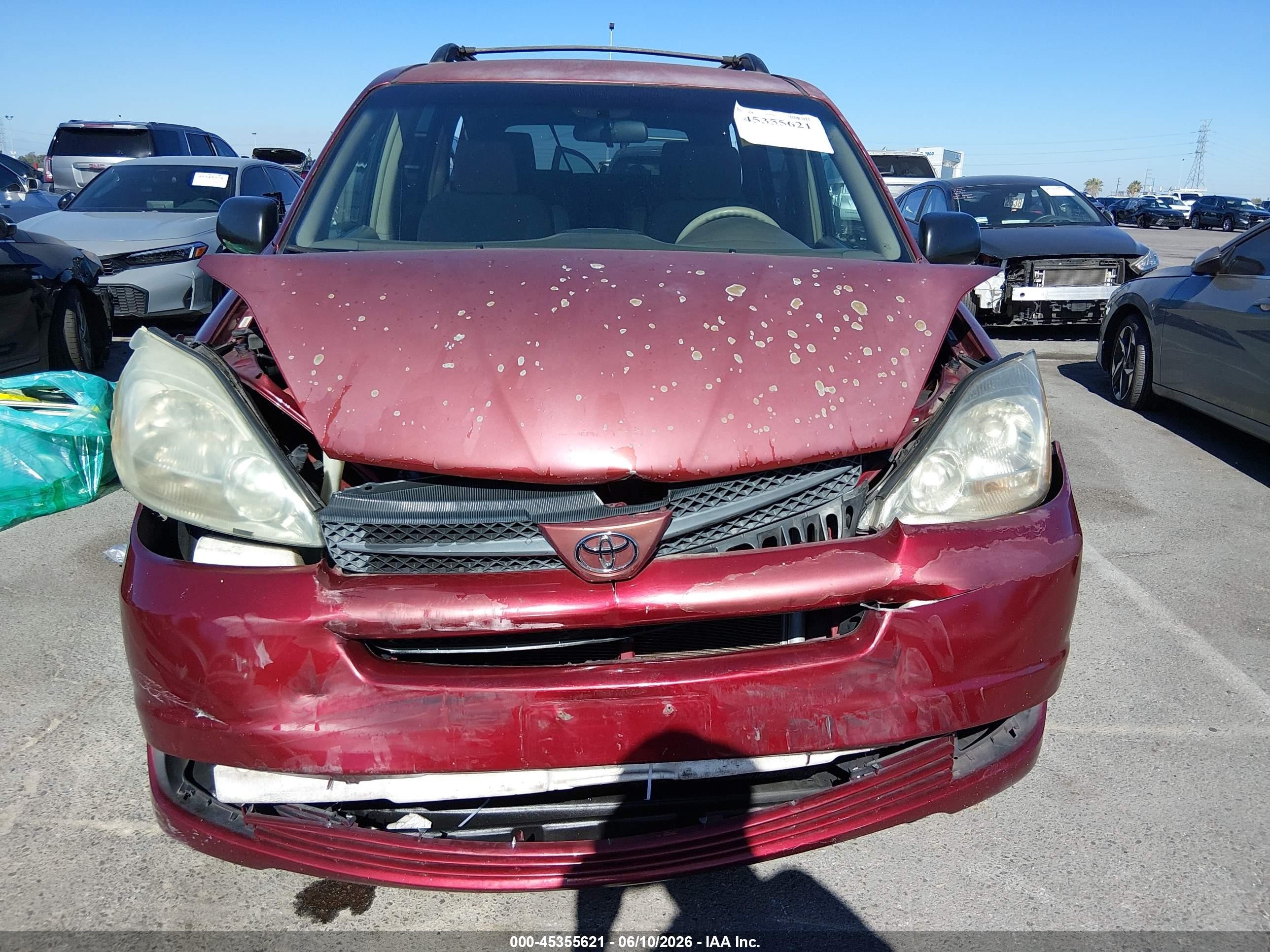 2004 Toyota Sienna Le Burgundy vin: 5TDZA23C84S197654