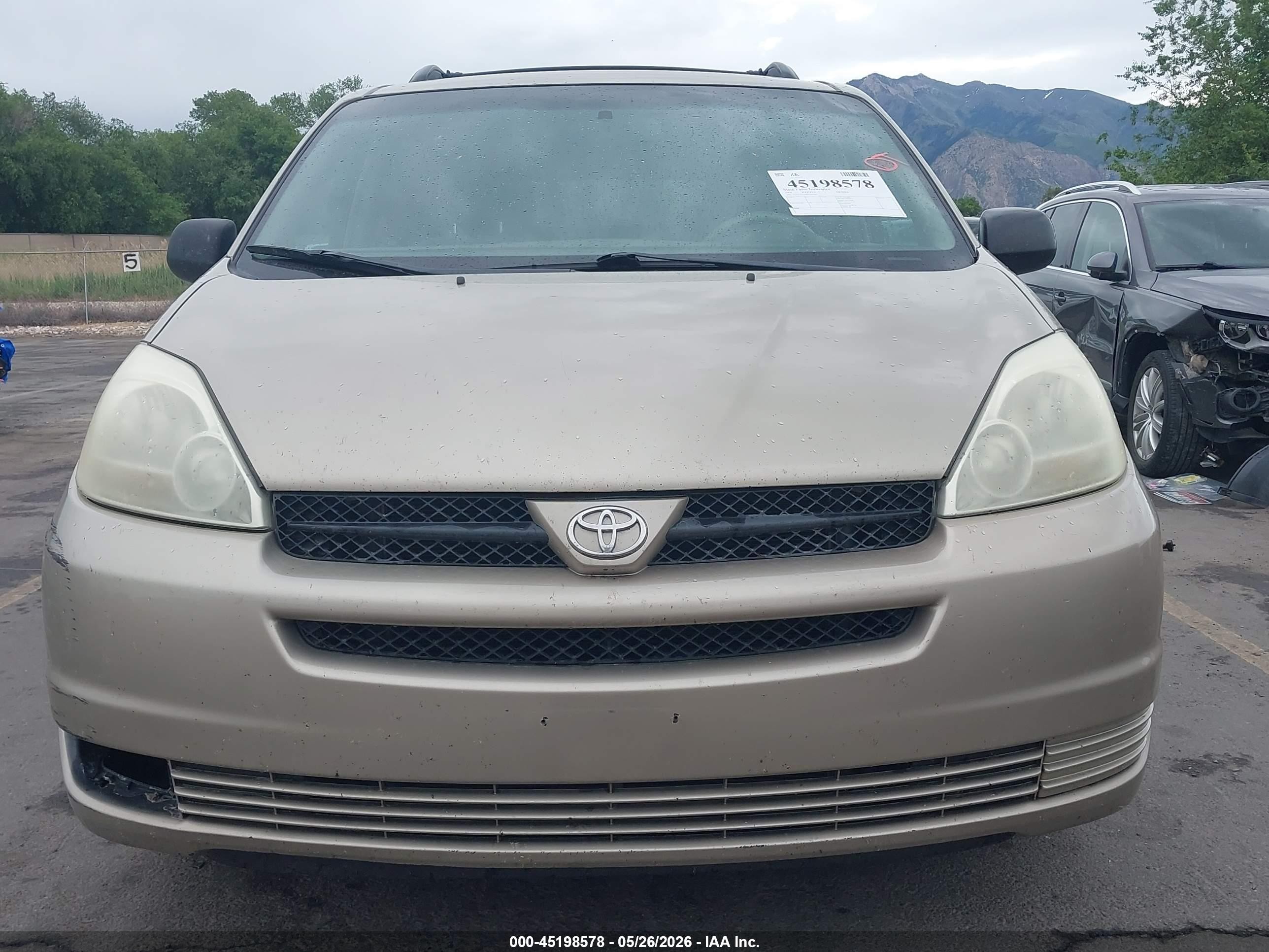 2005 Toyota Sienna Le Tan vin: 5TDZA23C85S301903