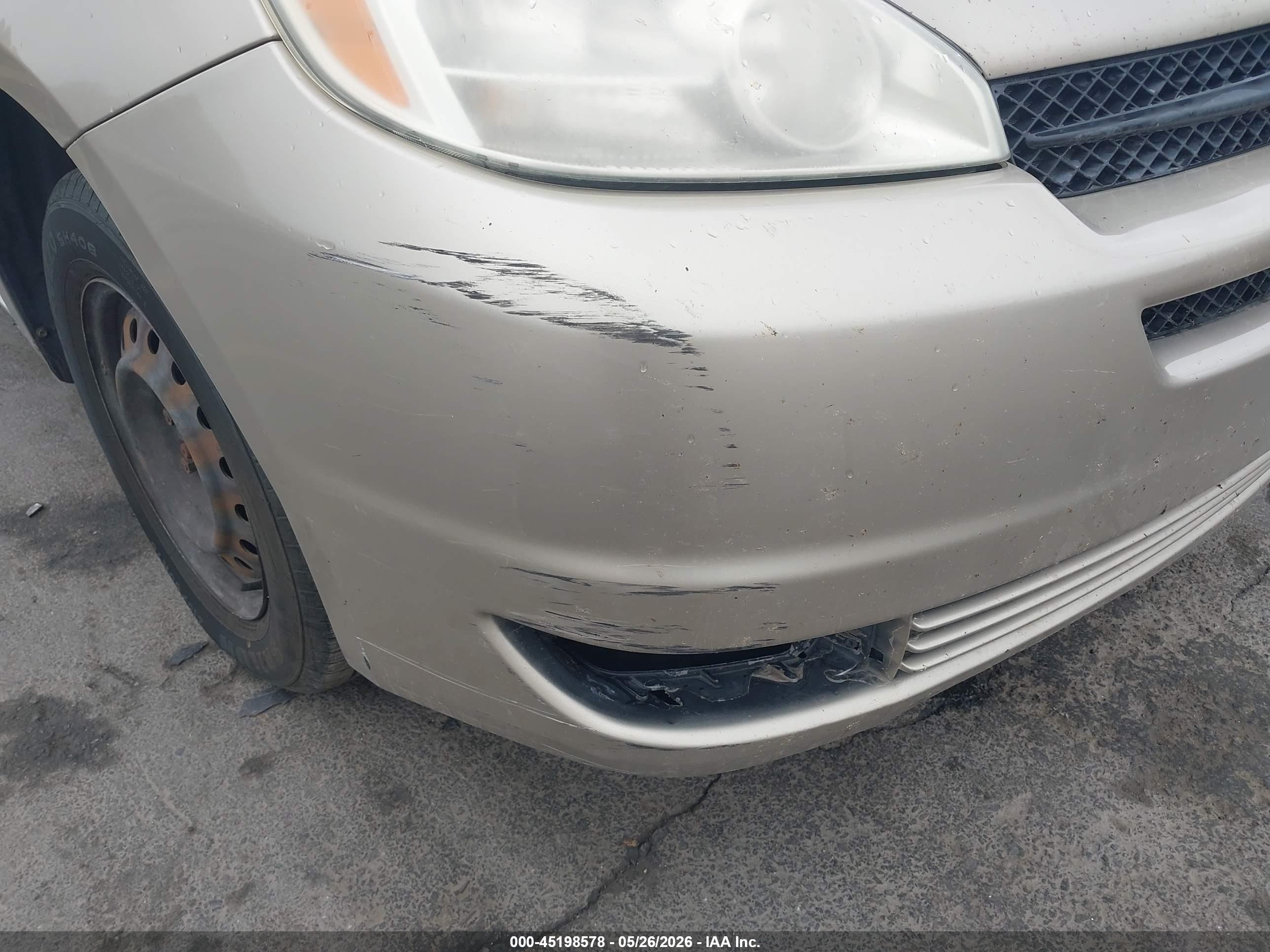 2005 Toyota Sienna Le Tan vin: 5TDZA23C85S301903