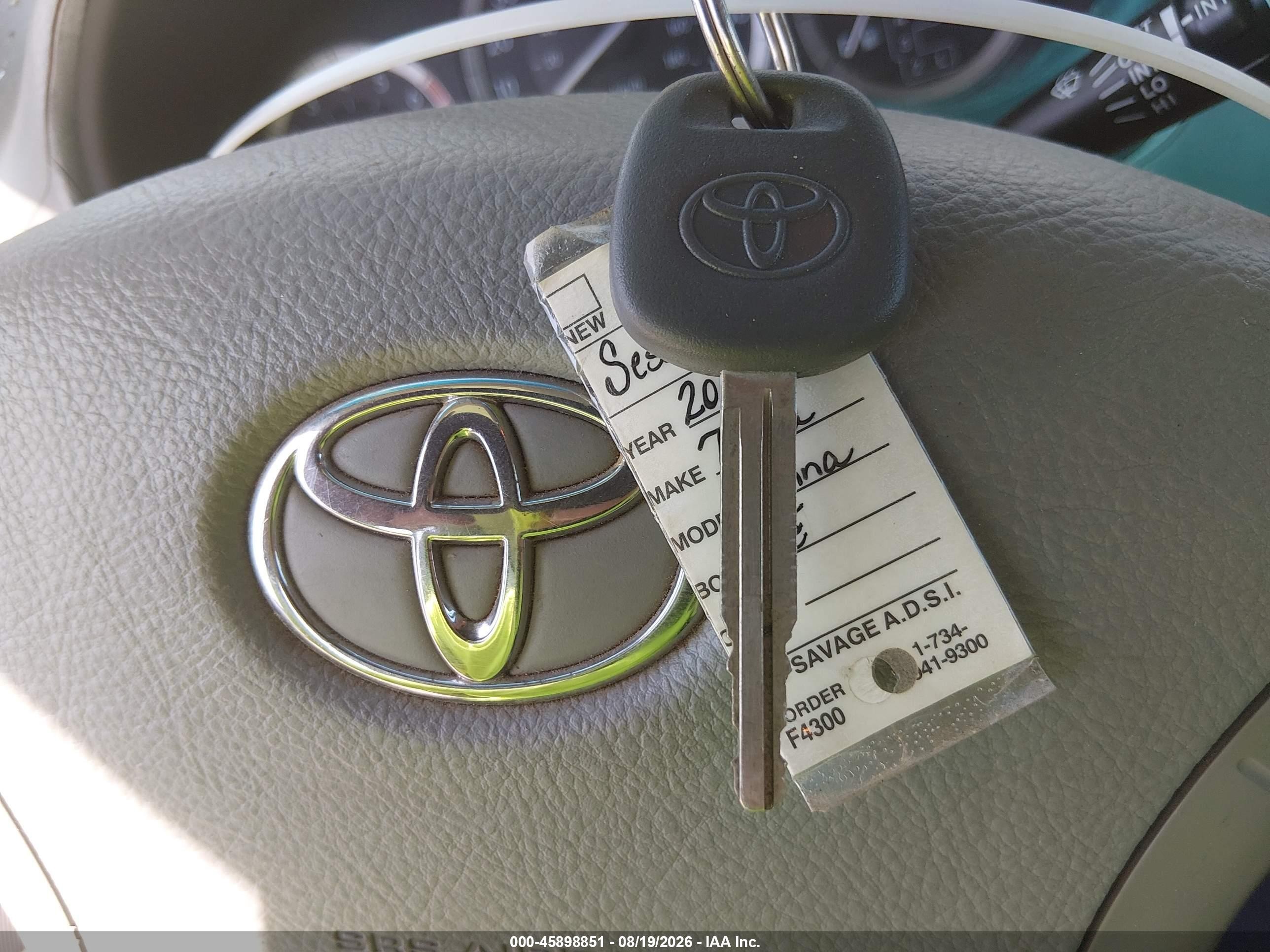2005 Toyota Sienna Le Бежевый vin: 5TDZA23C85S358070