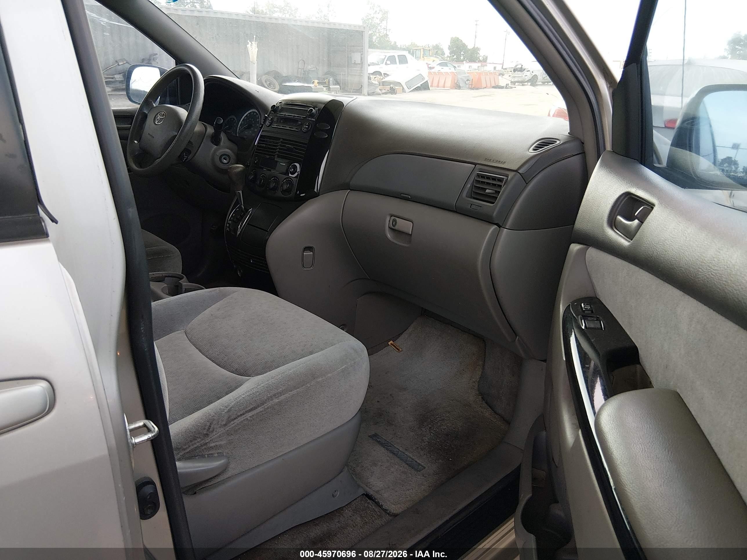 2005 Toyota Sienna Ce Gray vin: 5TDZA23C85S387181