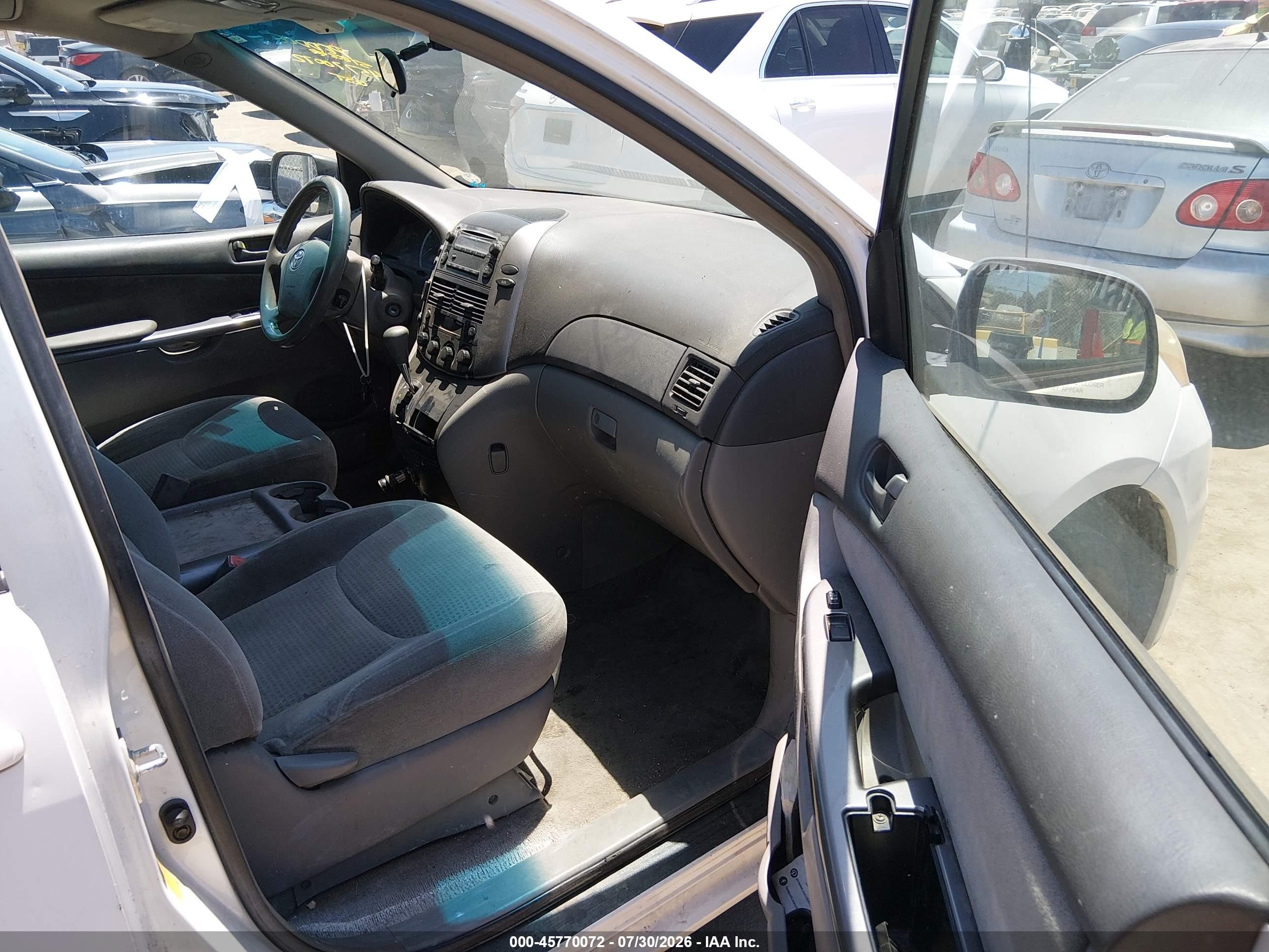 2006 Toyota Sienna Ce Белый vin: 5TDZA23C86S399025