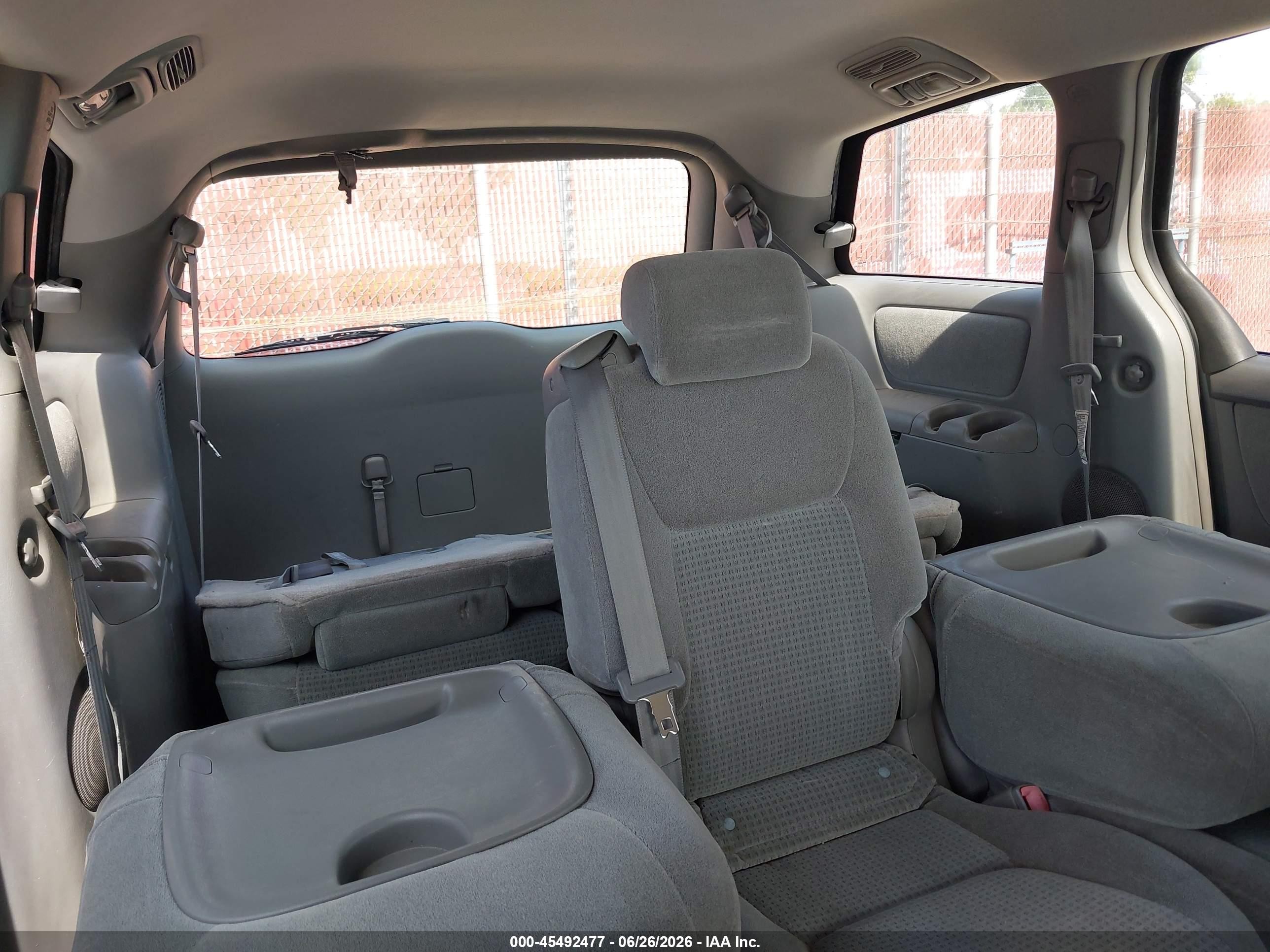 2006 Toyota Sienna Ce Silver vin: 5TDZA23C86S453813