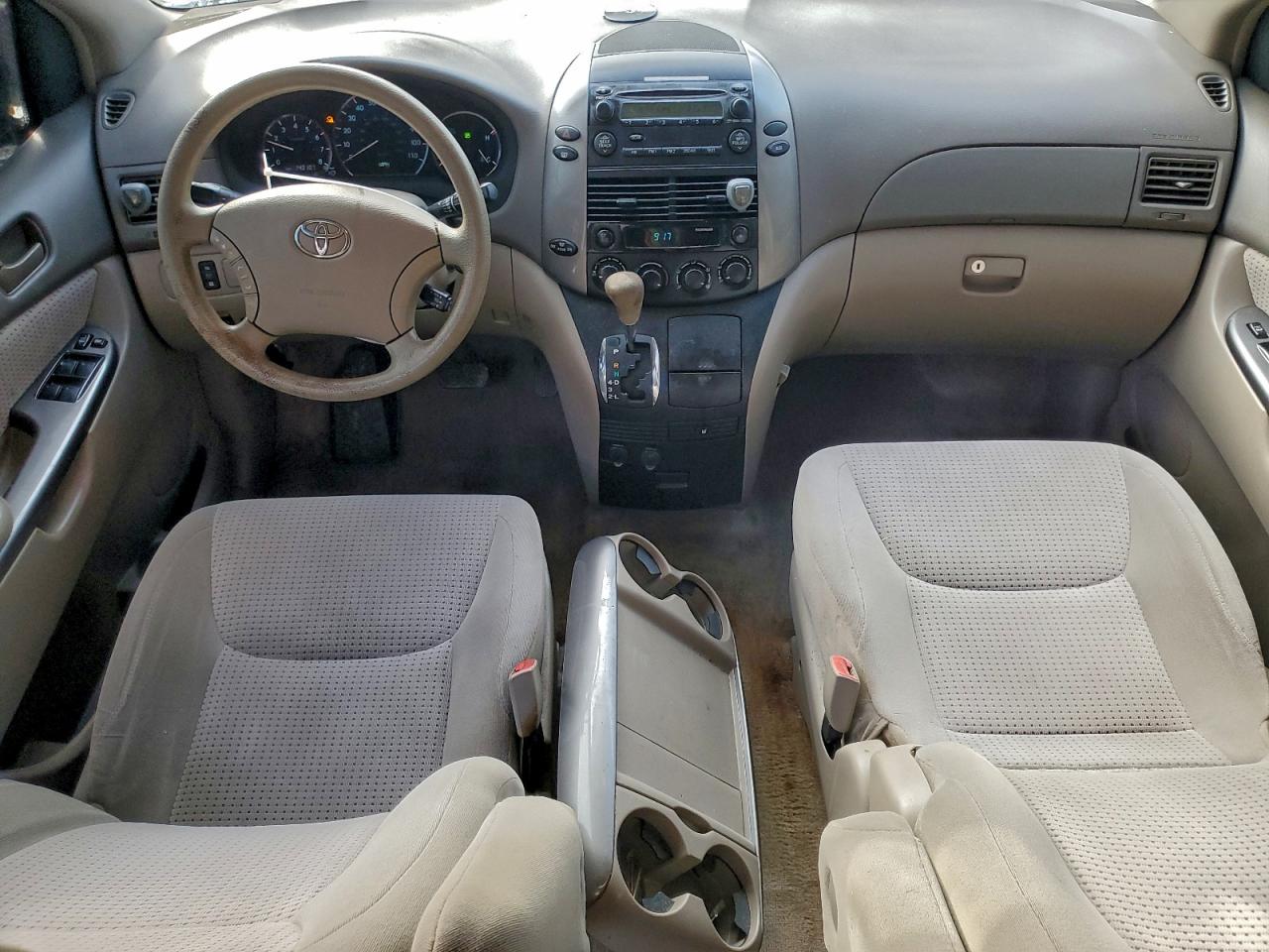 2006 Toyota Sienna Le 7 Passenger White vin: 5TDZA23C86S458672
