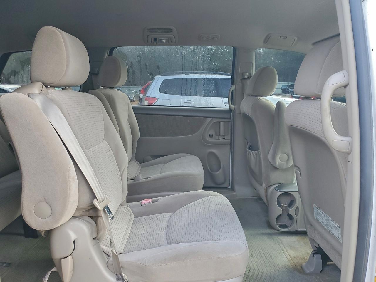 2006 Toyota Sienna Le 7 Passenger White vin: 5TDZA23C86S458672