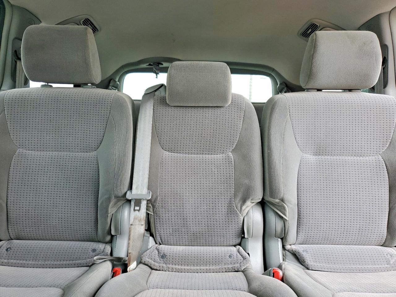 2006 Toyota Sienna Le 8 Passenger White vin: 5TDZA23C86S467730