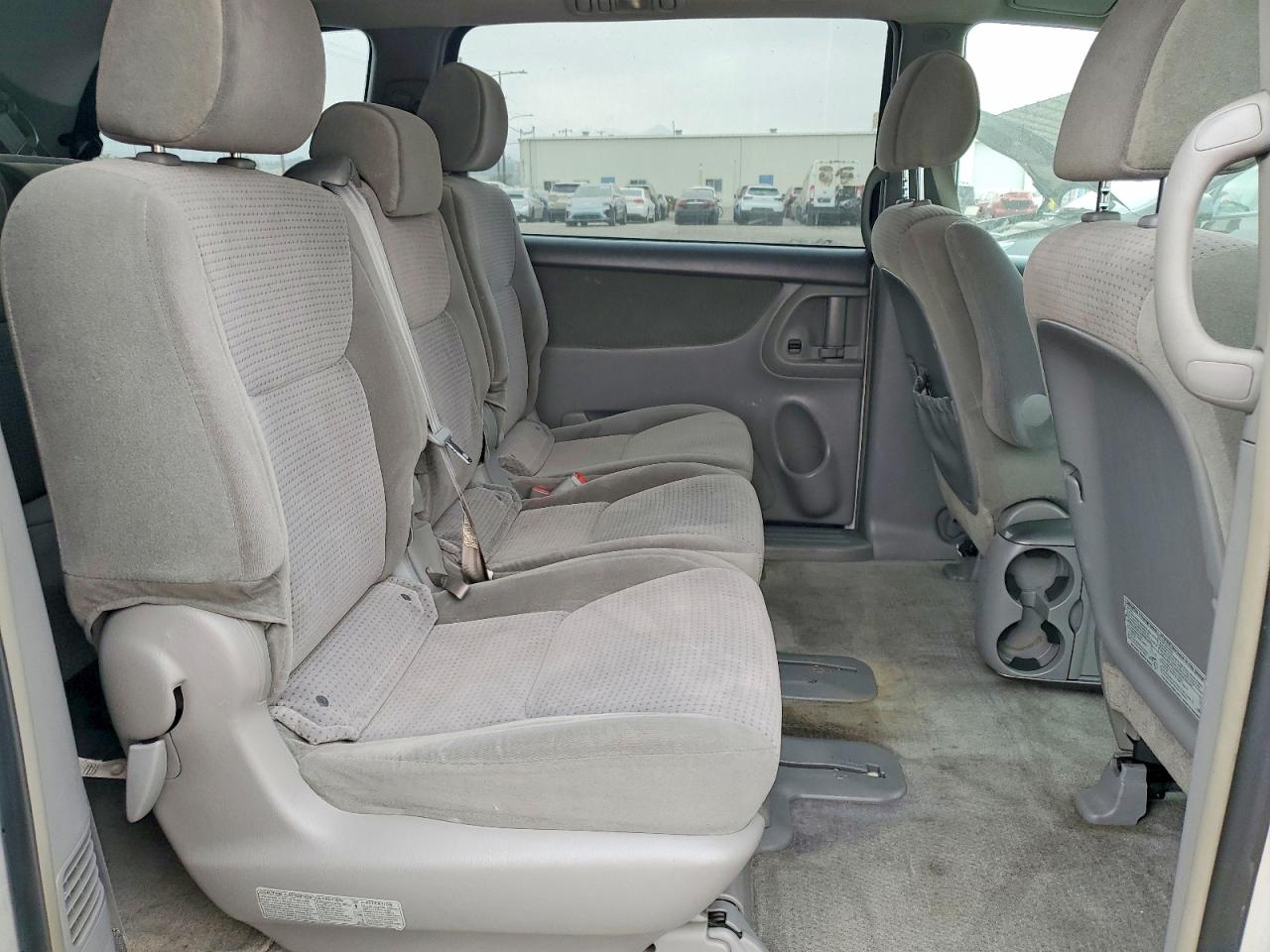 2006 Toyota Sienna Le 8 Passenger White vin: 5TDZA23C86S467730