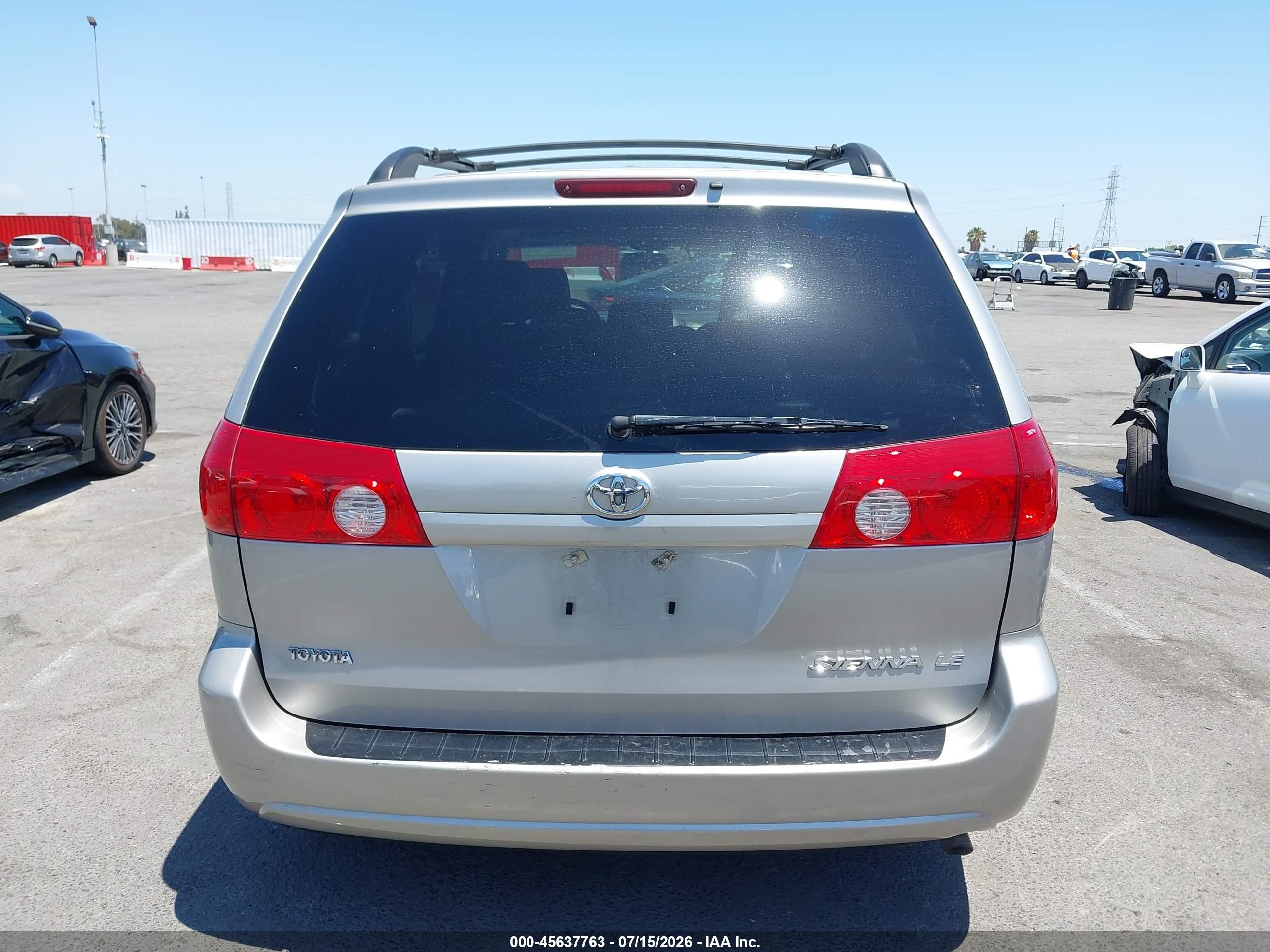 2006 Toyota Sienna Le Silver vin: 5TDZA23C86S478971