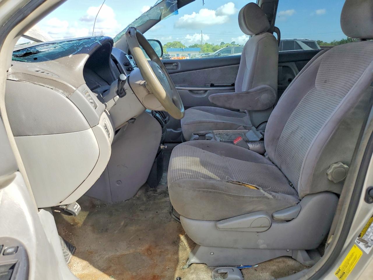 2006 Toyota Sienna Le 7 Passenger Tan vin: 5TDZA23C86S481496