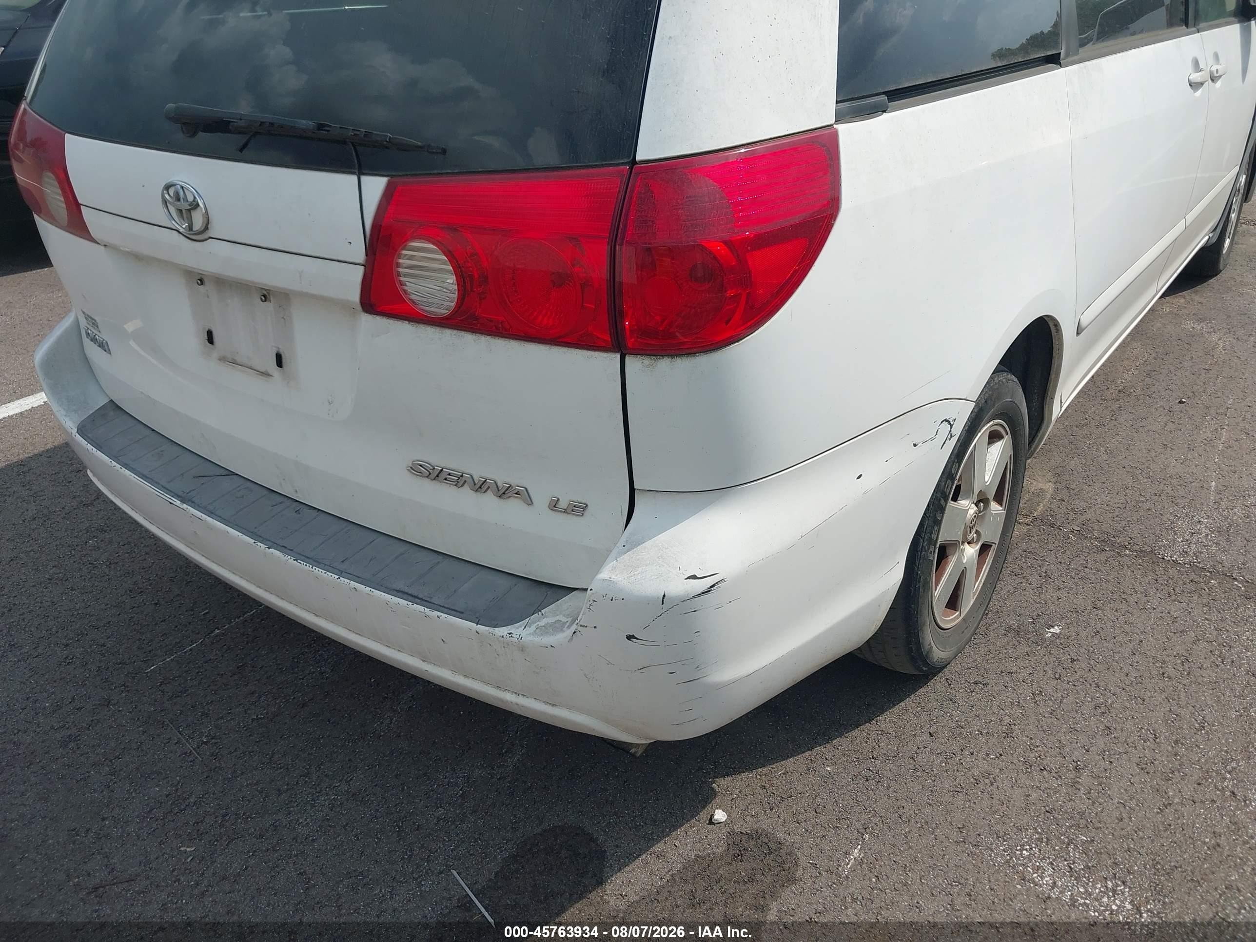 2006 Toyota Sienna Le Белый vin: 5TDZA23C86S513069