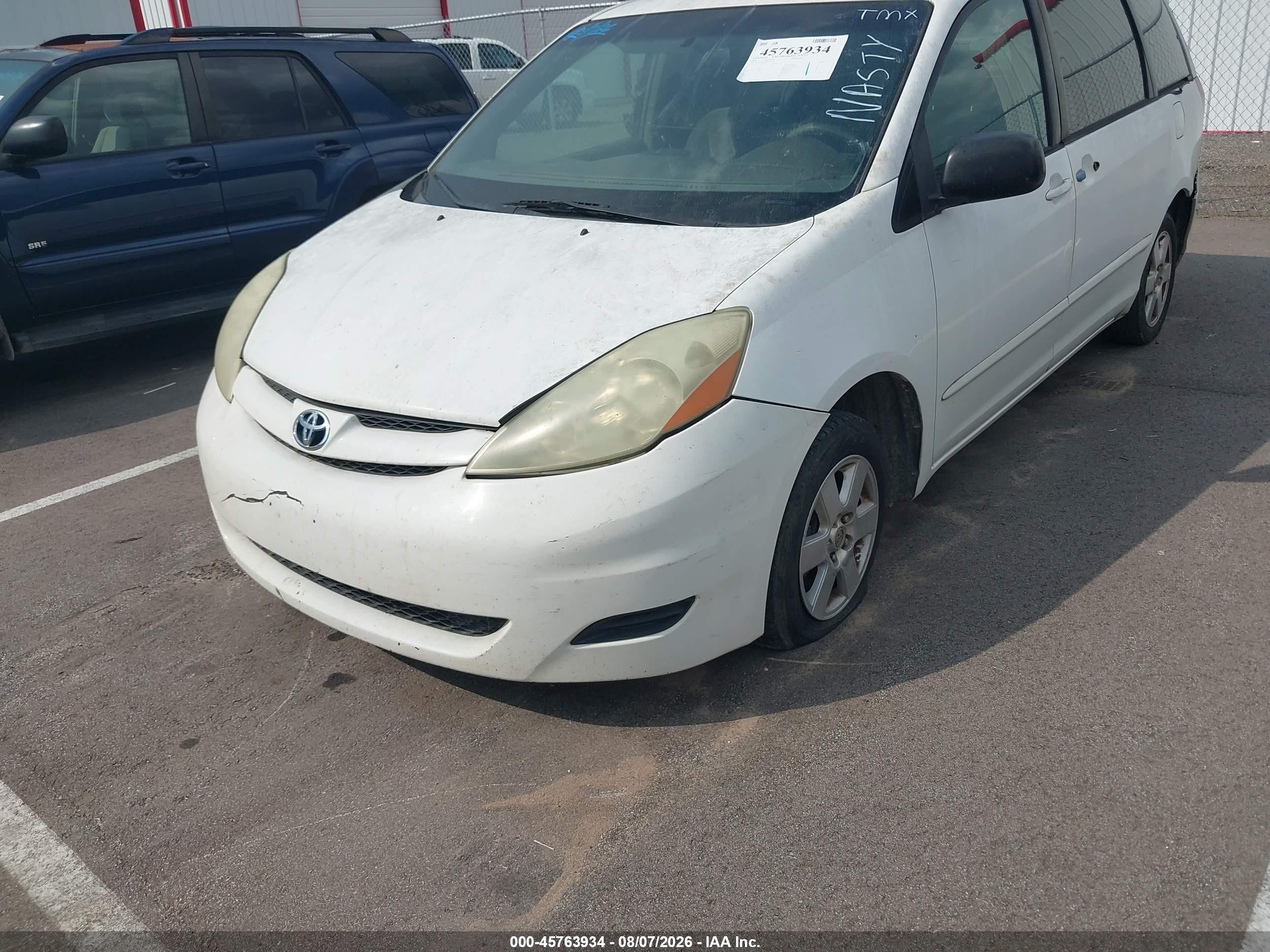 2006 Toyota Sienna Le Белый vin: 5TDZA23C86S513069