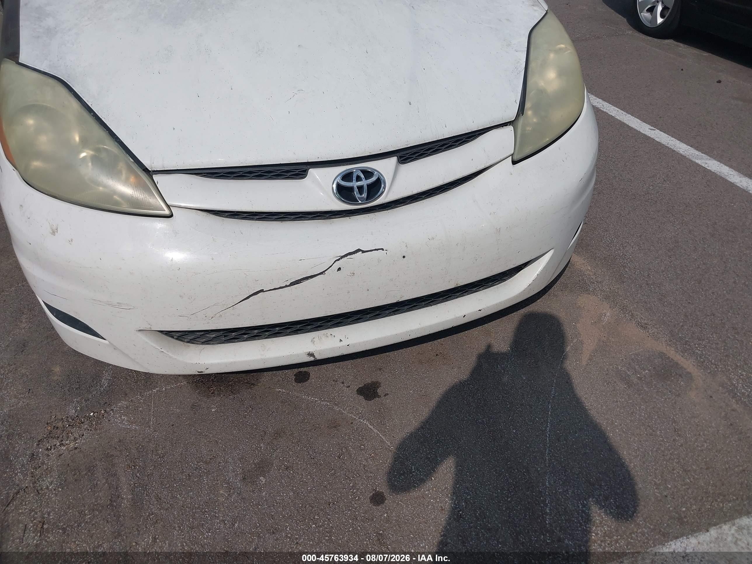2006 Toyota Sienna Le Белый vin: 5TDZA23C86S513069