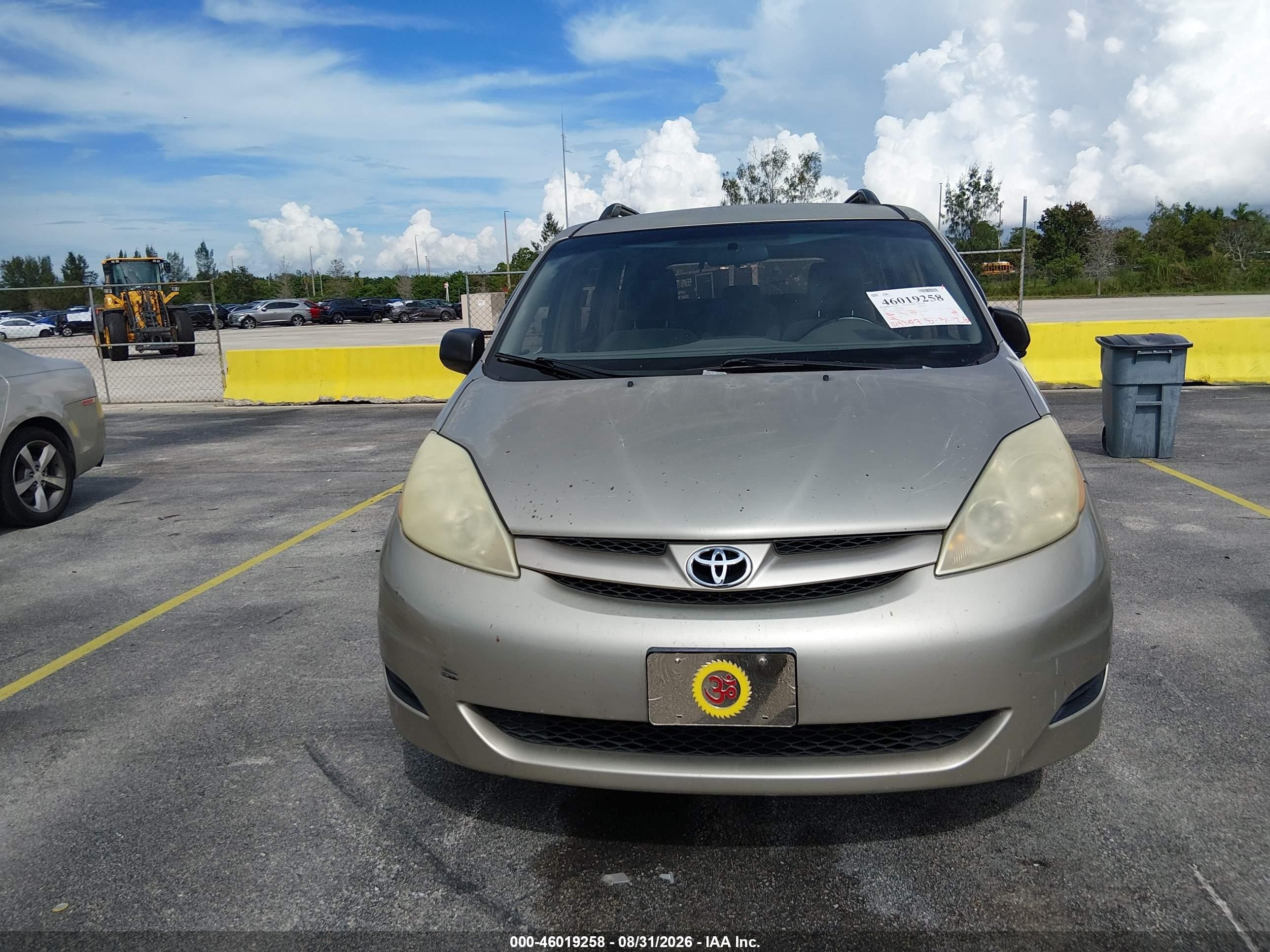 2006 Toyota Sienna Ce Золотой vin: 5TDZA23C86S533211