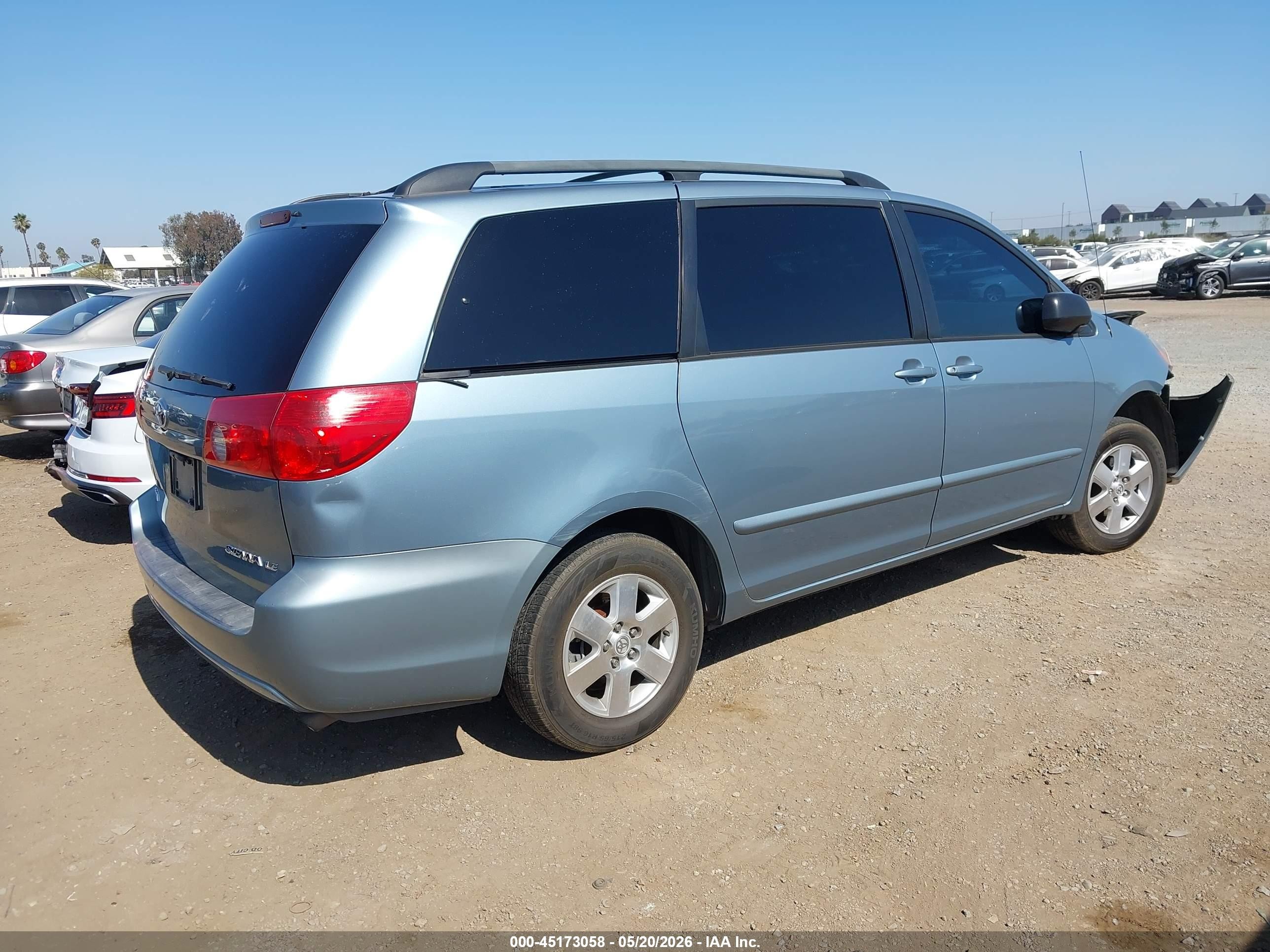 2006 Toyota Sienna Le Light Blue vin: 5TDZA23C86S534679