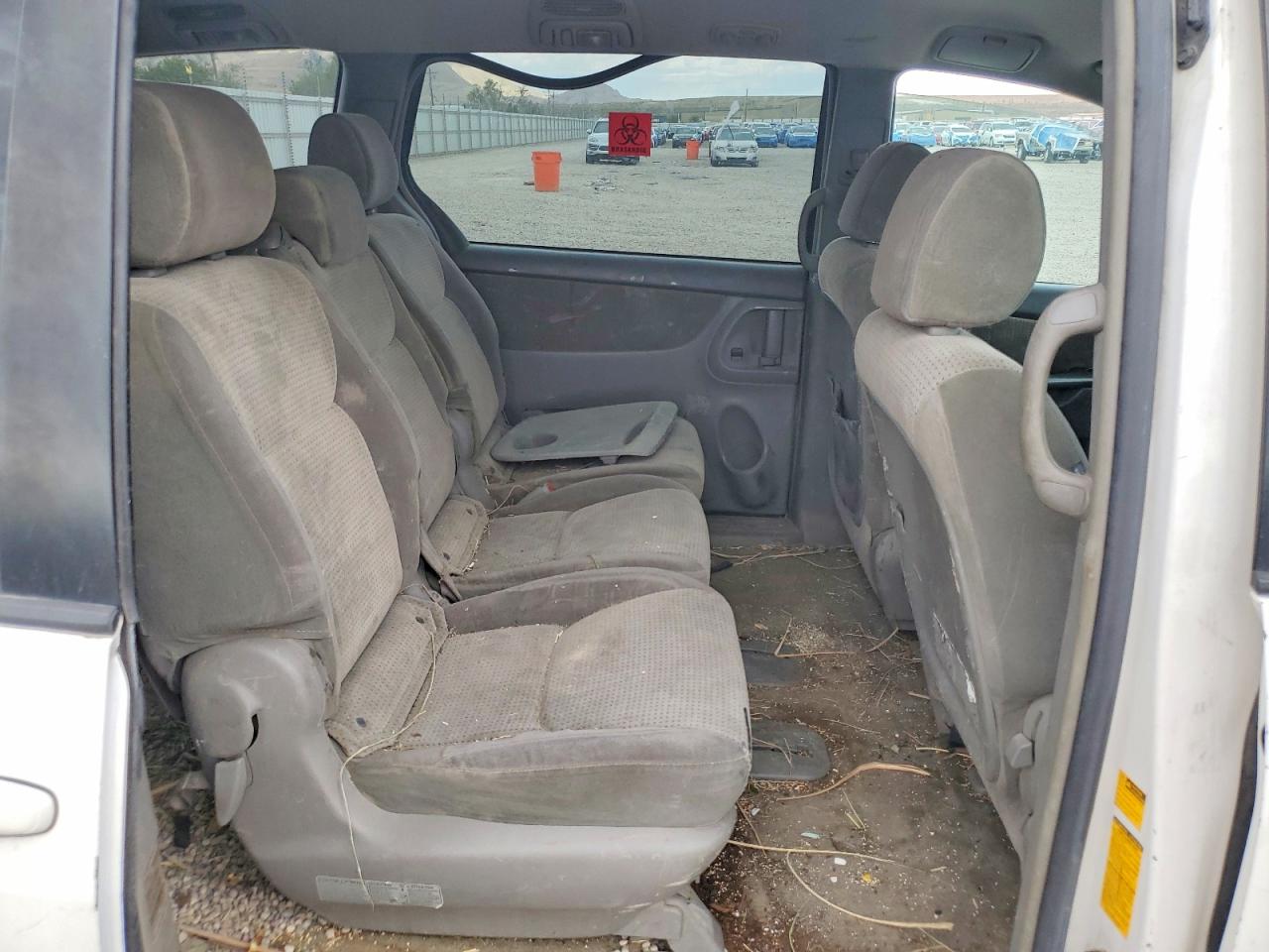 2006 Toyota Sienna Le 8 Passenger White vin: 5TDZA23C86S547321