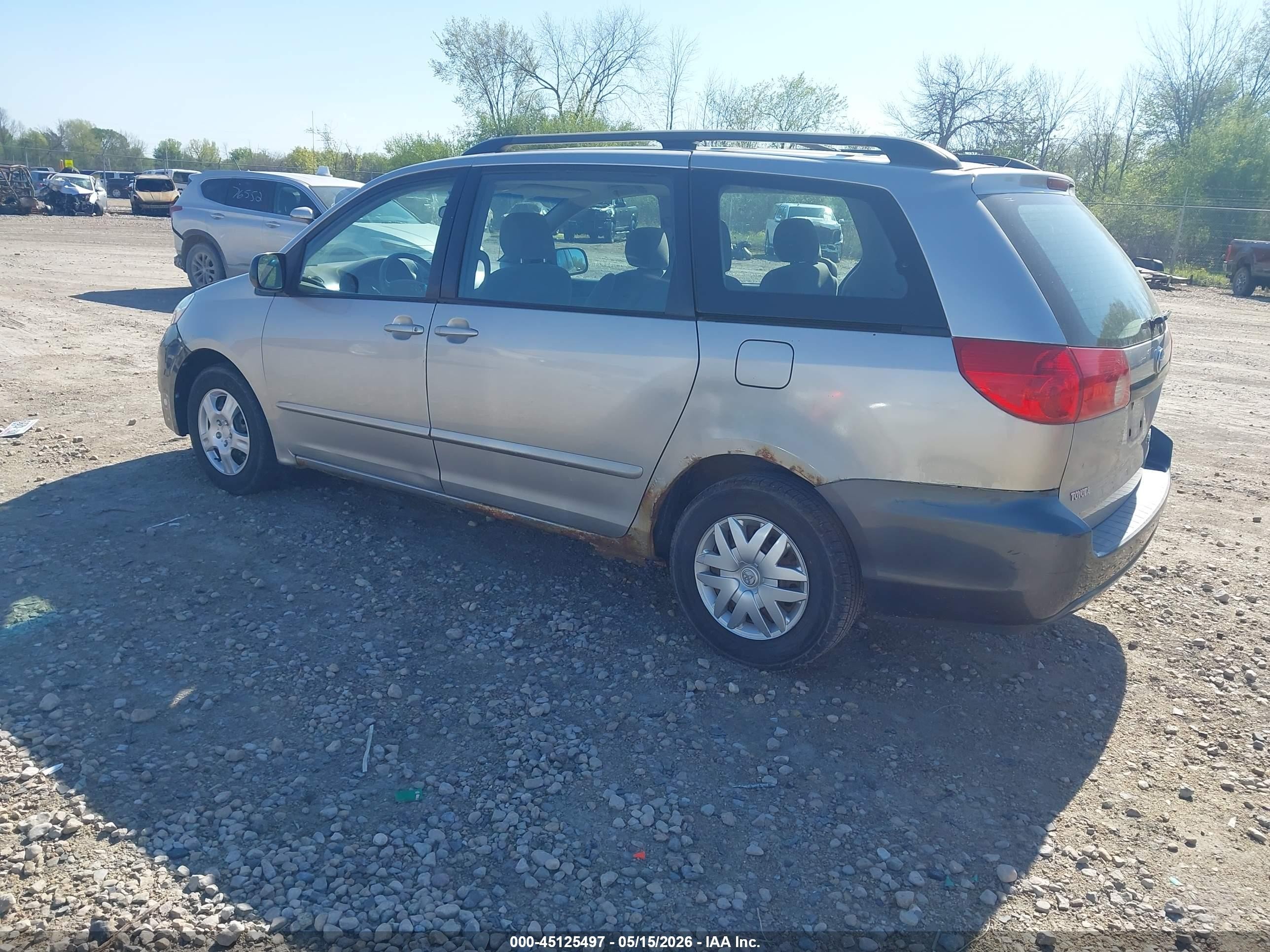 2006 Toyota Sienna Ce Silver vin: 5TDZA23C86S553958