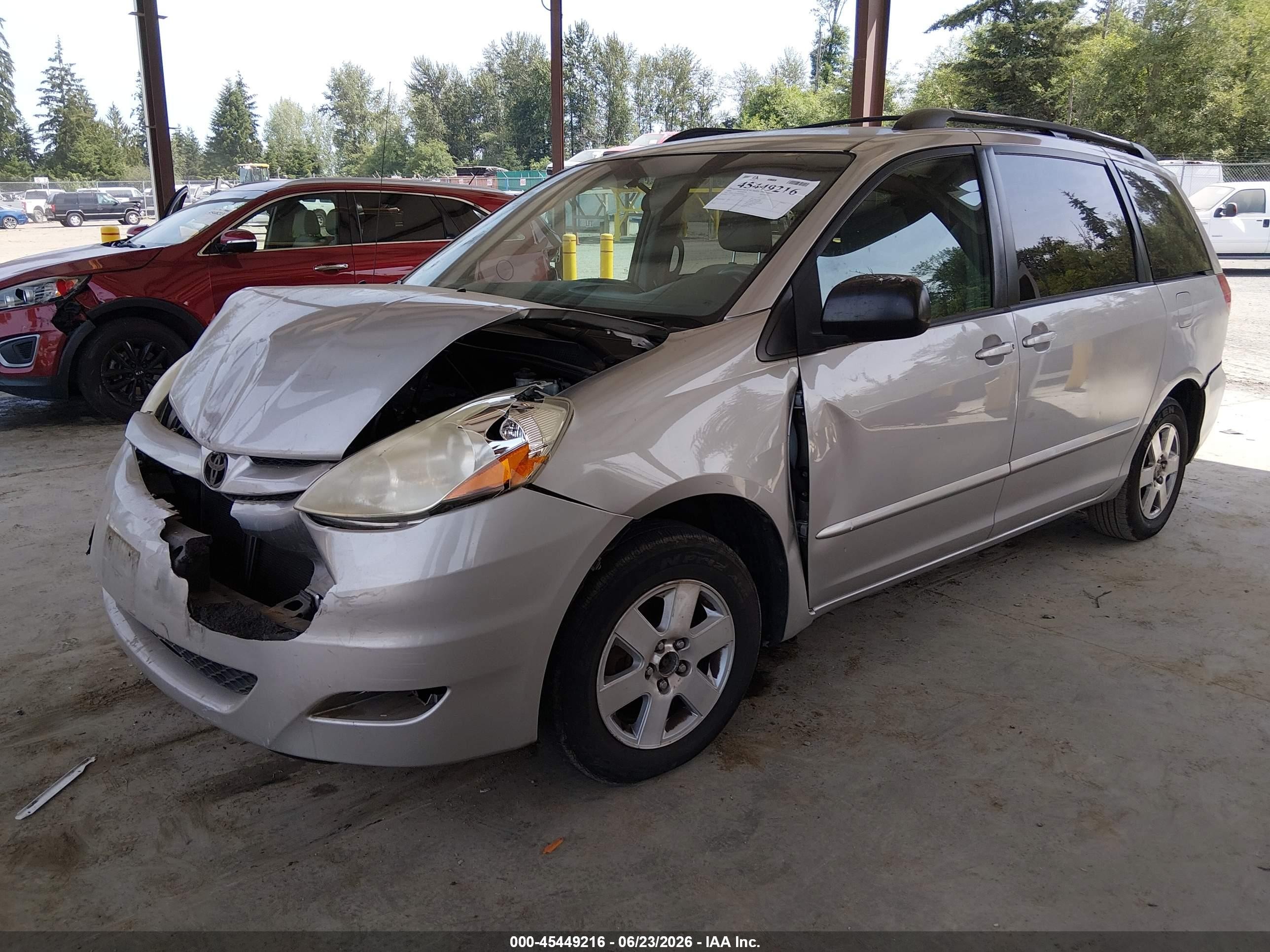 2006 Toyota Sienna Le Silver vin: 5TDZA23C86S569044