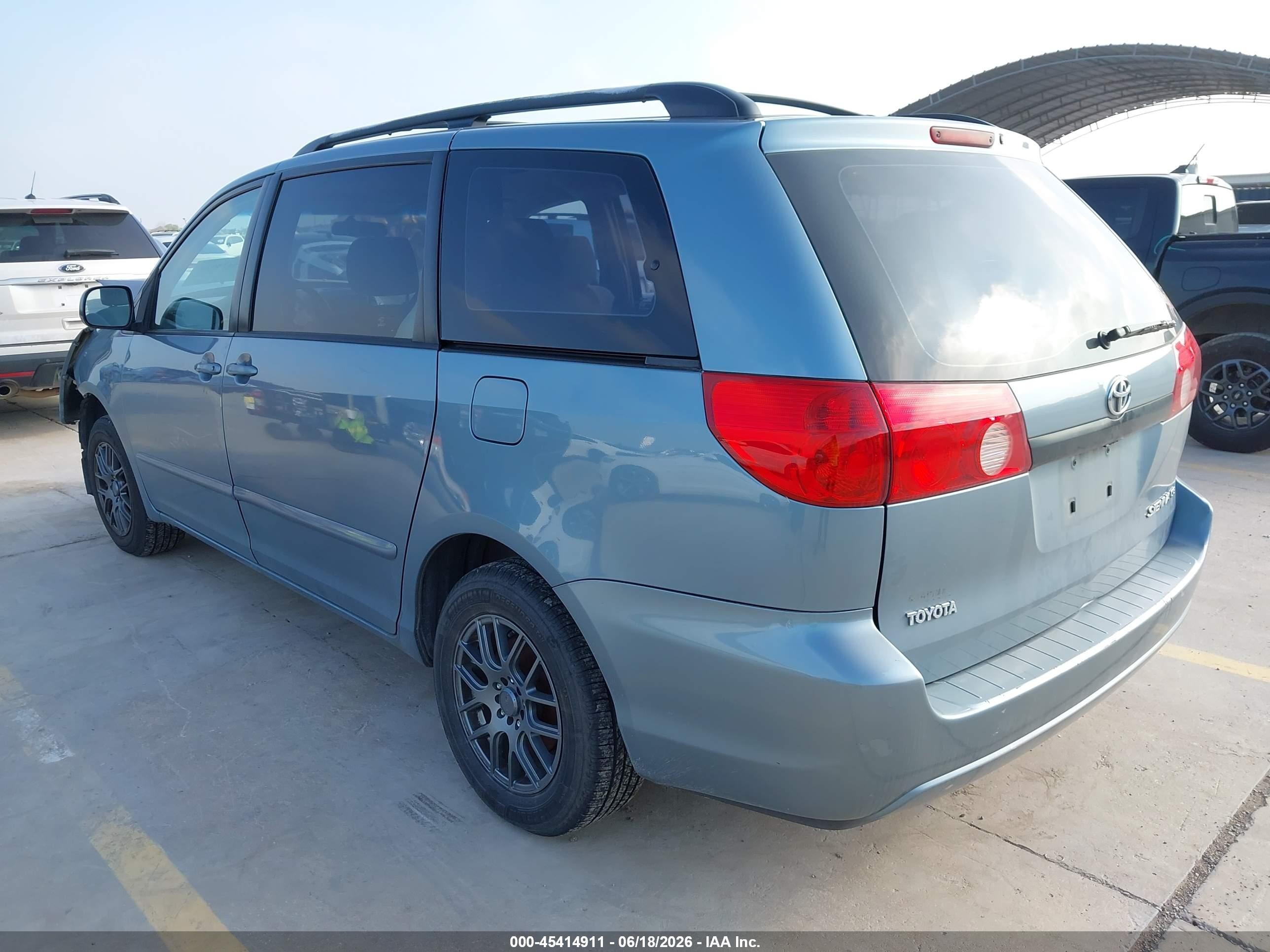 2006 Toyota Sienna Ce Light Blue vin: 5TDZA23C86S573109
