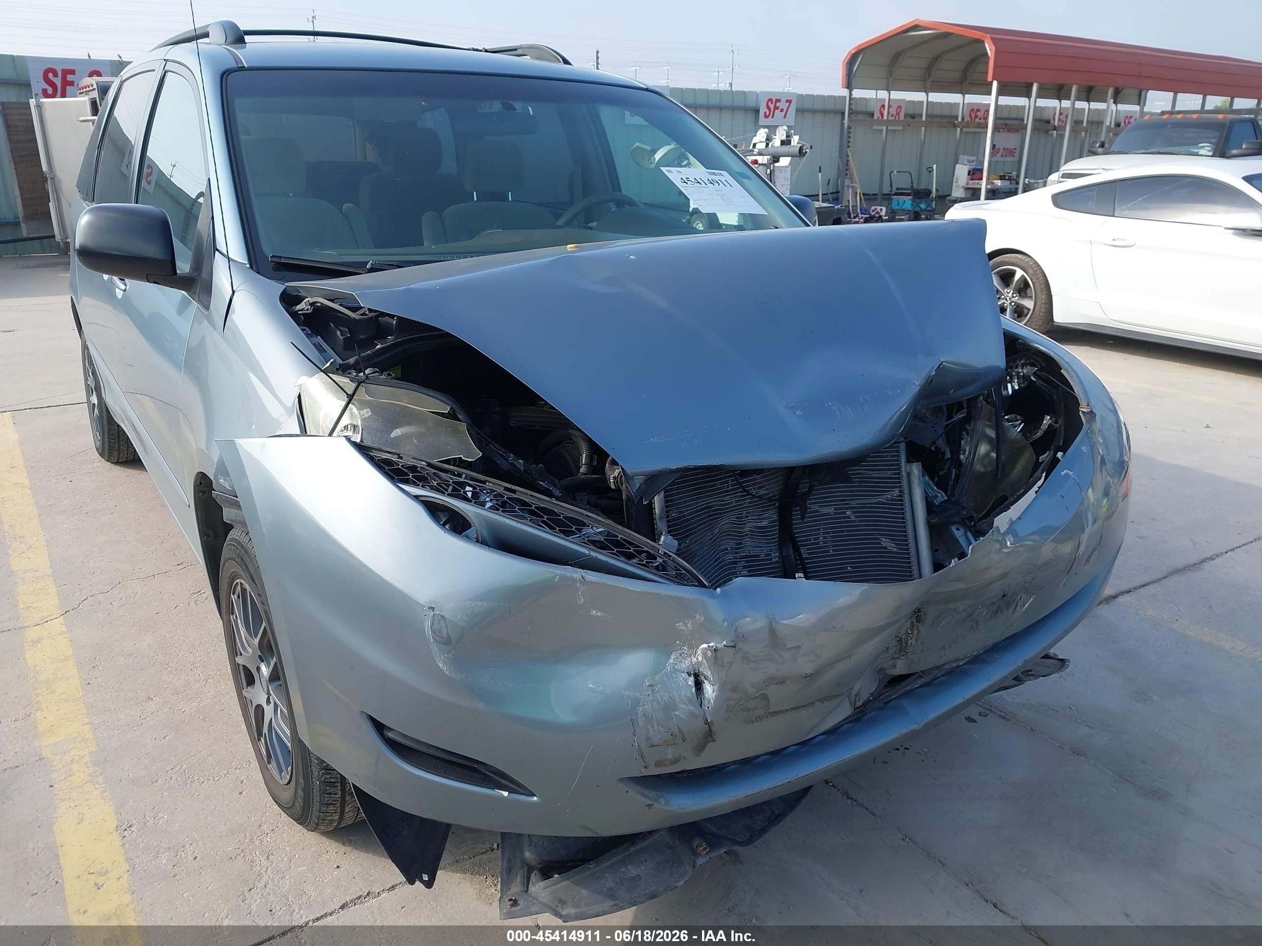 2006 Toyota Sienna Ce Light Blue vin: 5TDZA23C86S573109